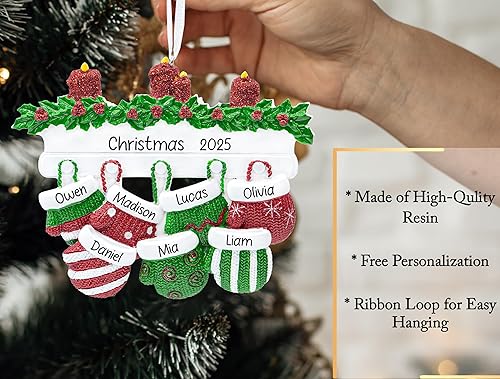 Miniatura 3 de Adorno de Navidad personalizado para familia de 5 miembros 2023  Manoplas con velas con purpurina en la decoración del árbol de Navidad del manto,