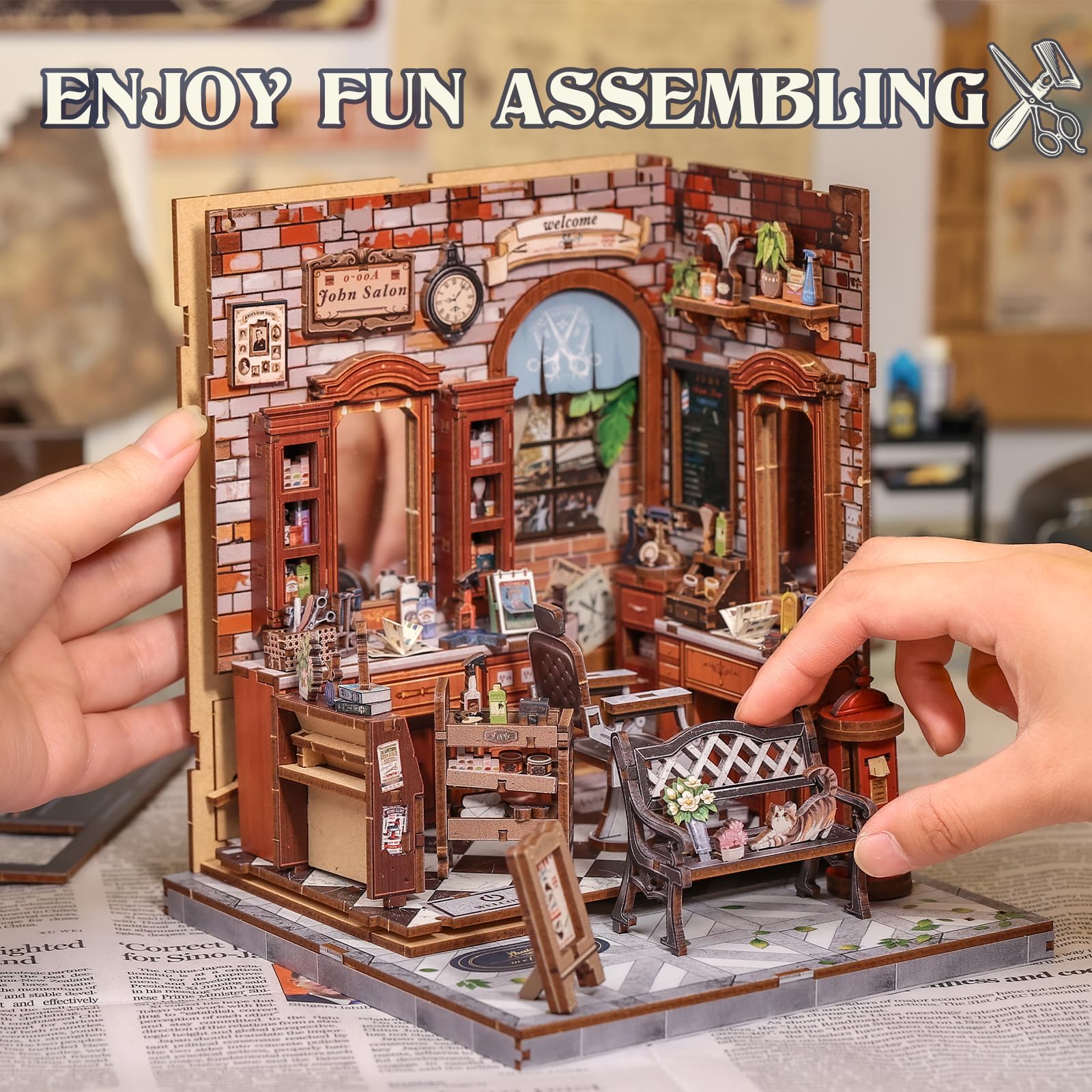 Cutefun Book Nook - DIY Miniatur Häuser Kit aus Holz mit LED-Beleuchtung, 3D Puzzleset für Bücherregal-Dekoration, Ideales Kreativgeschenk für Jugendliche und Erwachsene(John's Hair Salon) | 3D Holzpuzzle für Anfänger Bücherregal Einsatz Dekor mit LED-Lic