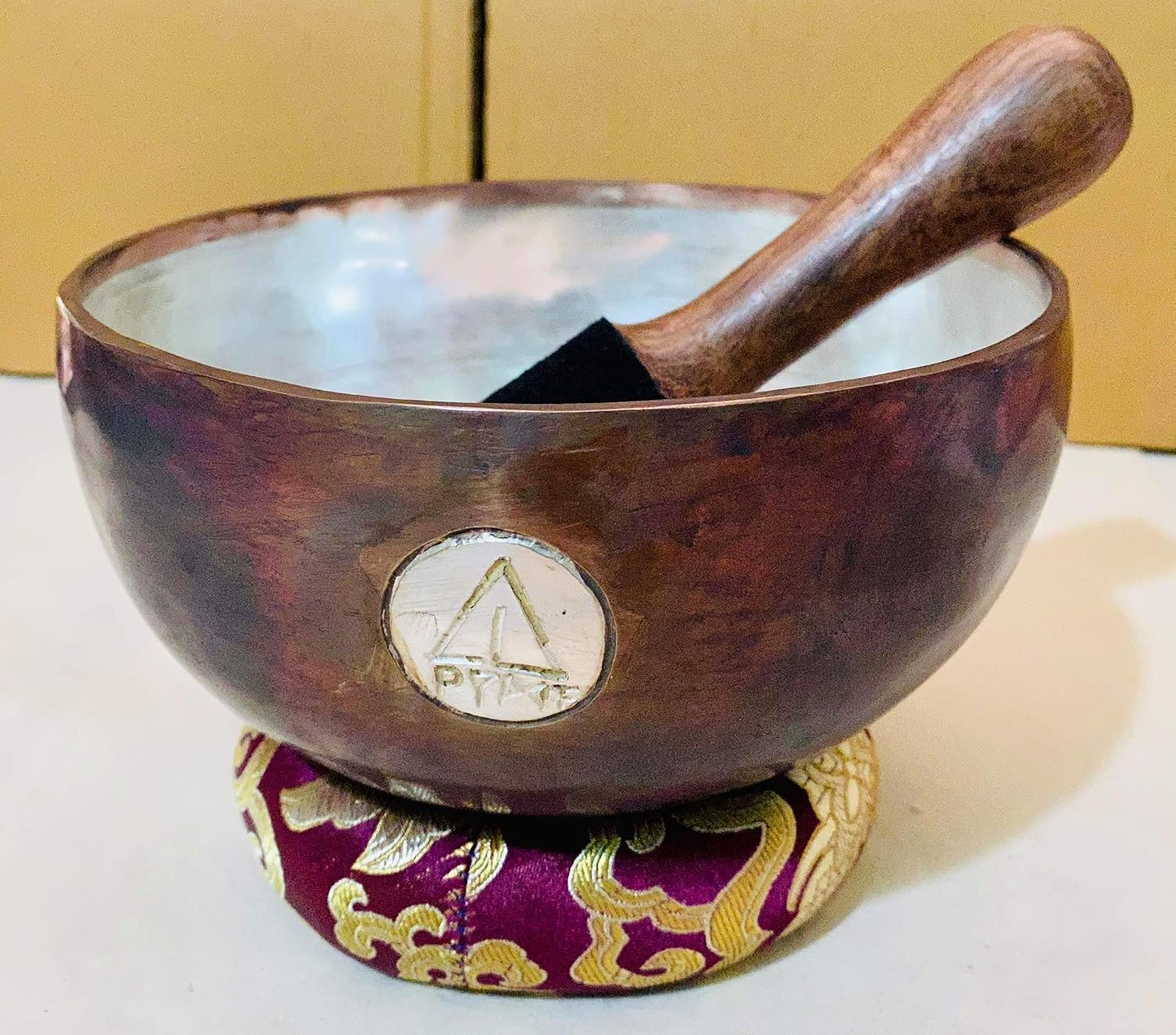 Singing Nepal Sacral Chakra and Sexual Chakra D Note Authentic Hand Hammered Tibetan Meditation Singing Bowl 6.5 Inches - Yoga Old Bowl