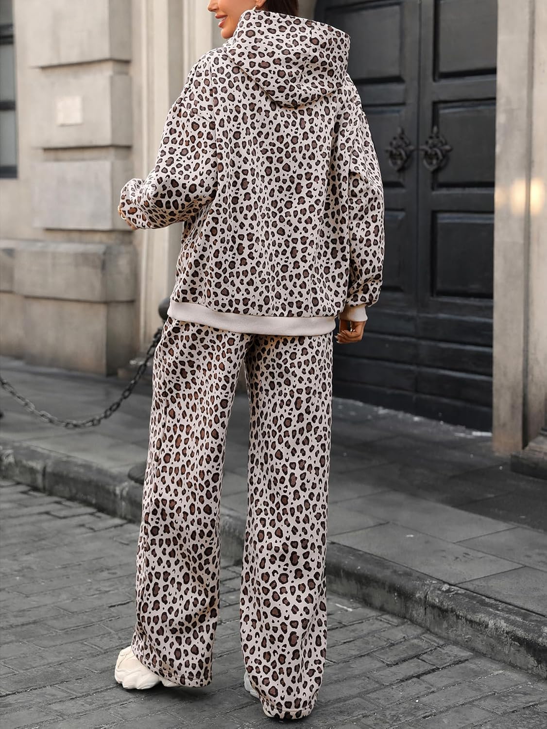 Ythomm Womens Leopard 2 Piece Sets Oversized Hoodies Straight Leg Sweatpants Sweatsuits Hooded Sweatshirt Lounge Fall Outfits - Image 4