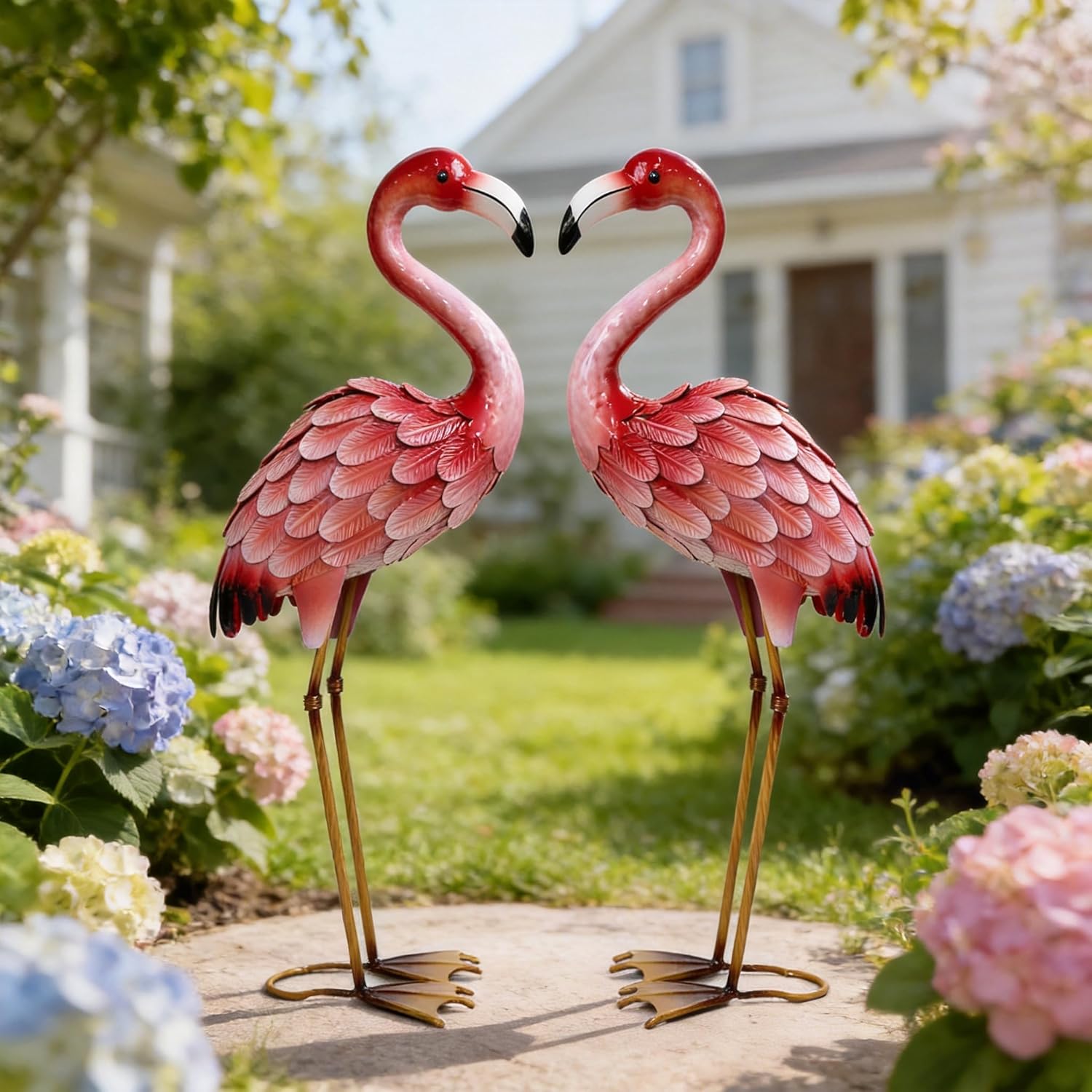 Ratuor Metal Flamingo Yard Decor Garden Statues,Outdoor Pink Flamingo for Backyard Patio Porch Decoration,Valentine's Day,Wedding,Party,Lawn Decorations (2)