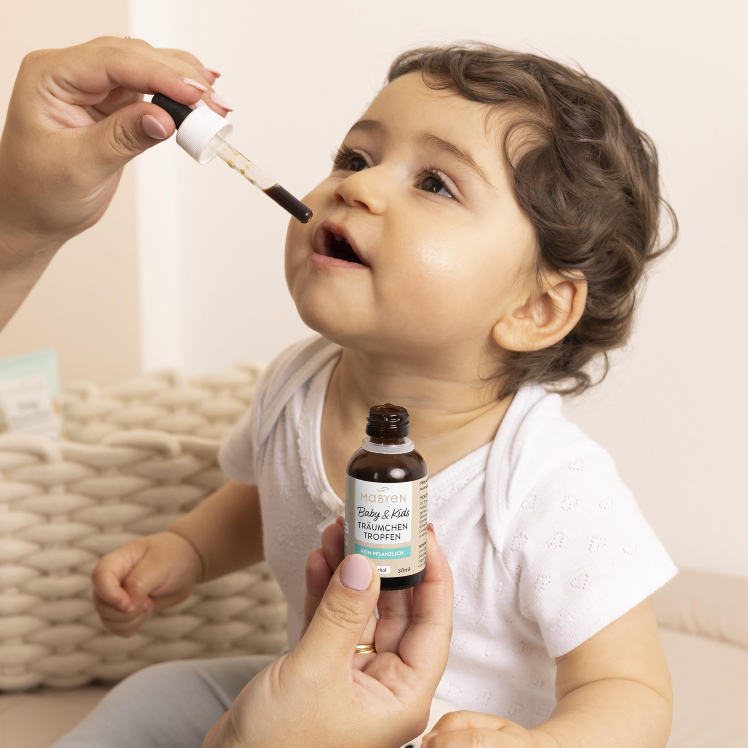 MABYEN Baby Wohlfühl Set - Naturkosmetik, zuckerfrei, ohne Alkohol, vegan, Geschenkset - 3 Produkte + Stoffbeutel - Zahnungsgel, Bäuchleintropfen und Träumchentropfen