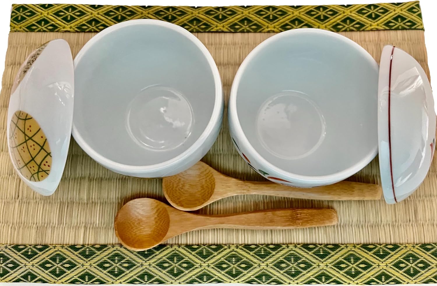 Japanese Chawan-mushi Cups with Lid and Spoon, 3.3 x H3.3 Inches, 5.0 fl. Ounces, Traditional Ancient Japanese floral pattern, Mino Ware, Set of 2, from Japan M19389