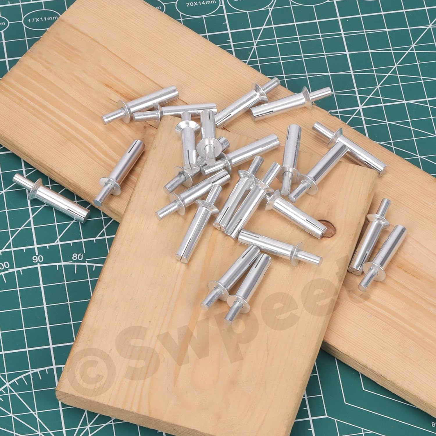 Swpeet 50Pcs M6.4 x 25mm Hammer Drive Aluminium Rivets Brazier Head Drive Pin Rivets Assortment Kit, Knock Type Expansion Aluminum Rivets Hammer Drive Aluminium Rivets for Mechanical Devices