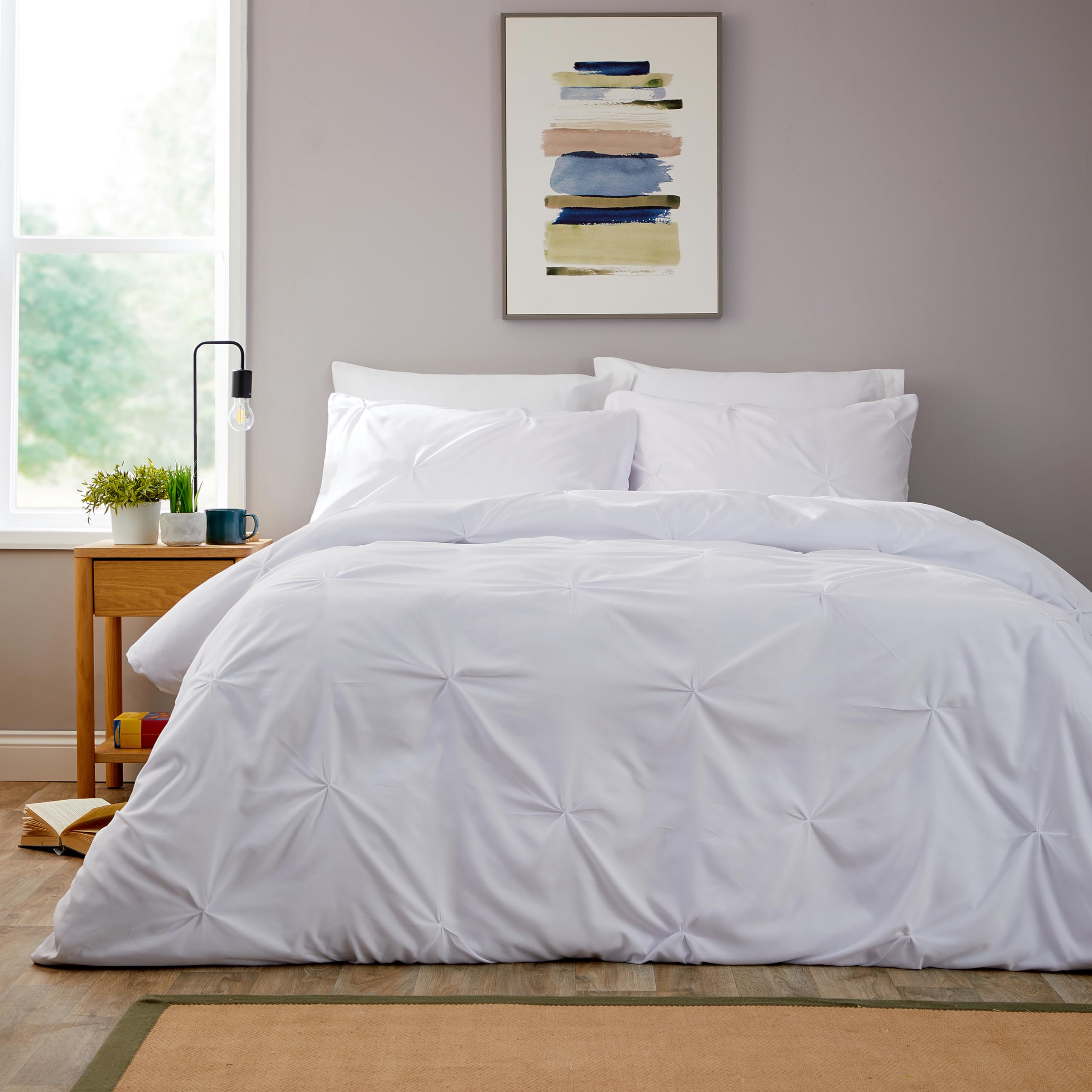 Olivia Rocco Pintuck Duvet Cover Set with Pillowcases Easy Care Bedding Set Soft Breathable Modern Design Quilt Bedding Bed Linen Sets, White King