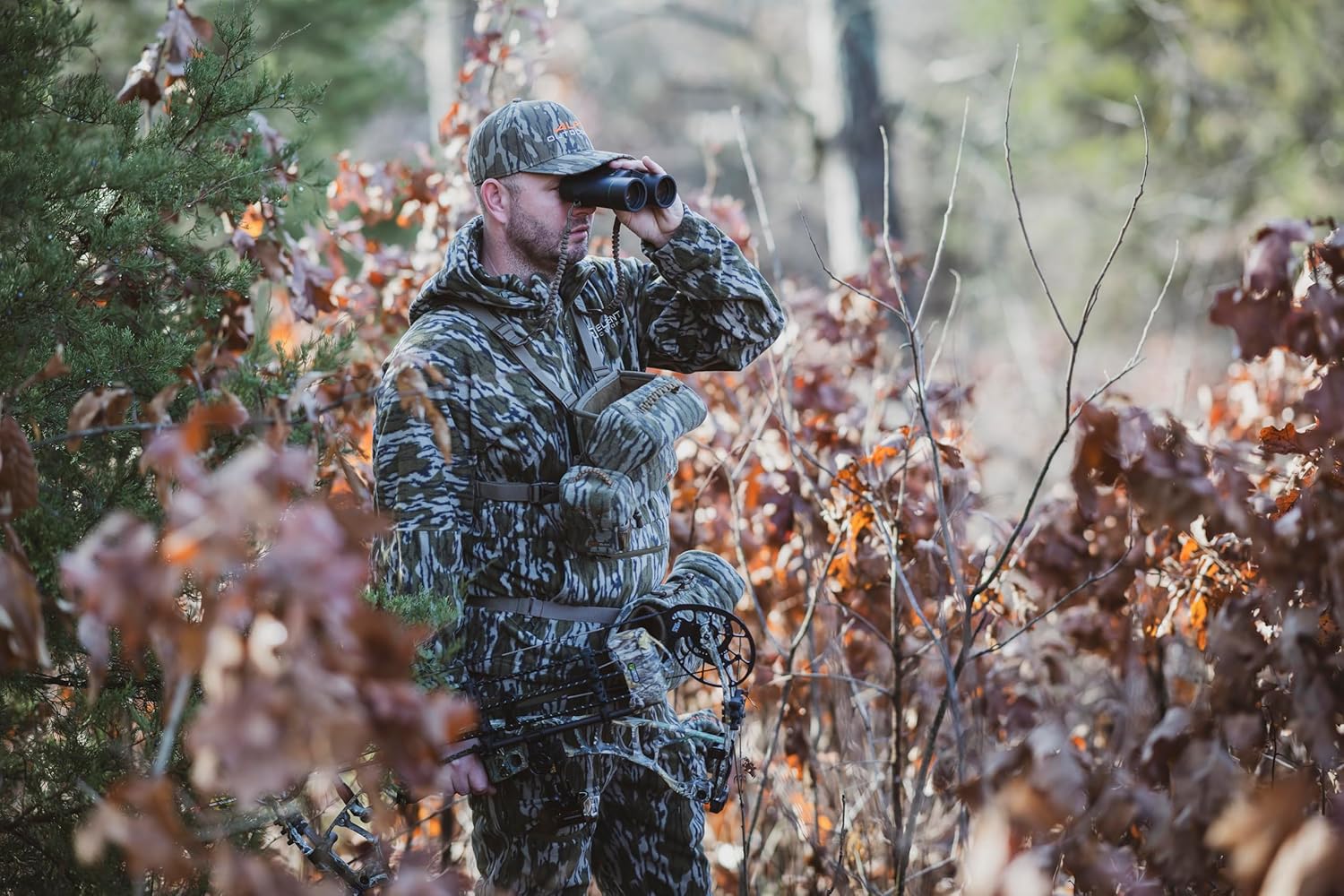 ALPS OutdoorZ Shield Bino Harness, Protective Binocular Chest Pack for Hunting