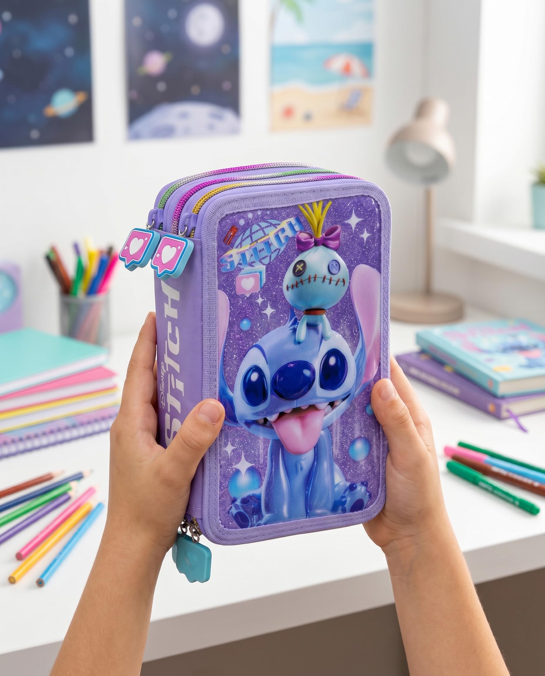 Clondo Astuccio Scuola 3 Scomparti Completo Stitch Fan 46 Accessori Kit Cancelleria Penne Gel Cancellabili Pennarelli Pastelli Colla Evidenziatore