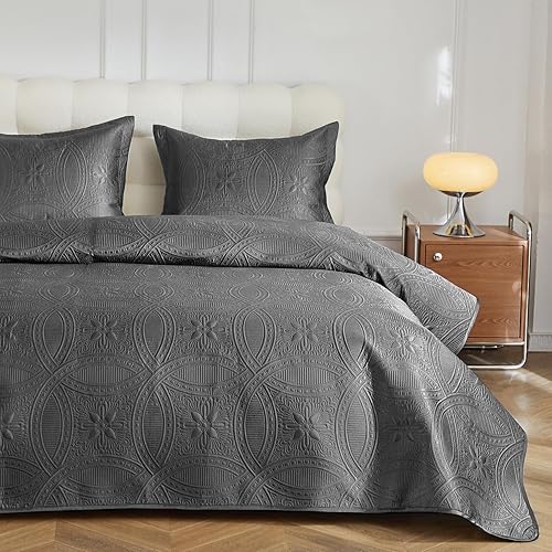 MR&HM Juego de edredón de satén tamaño King, color gris oscuro, 3 piezas, colcha de estilo moderno con patrón de monedas, edredón ligero de verano