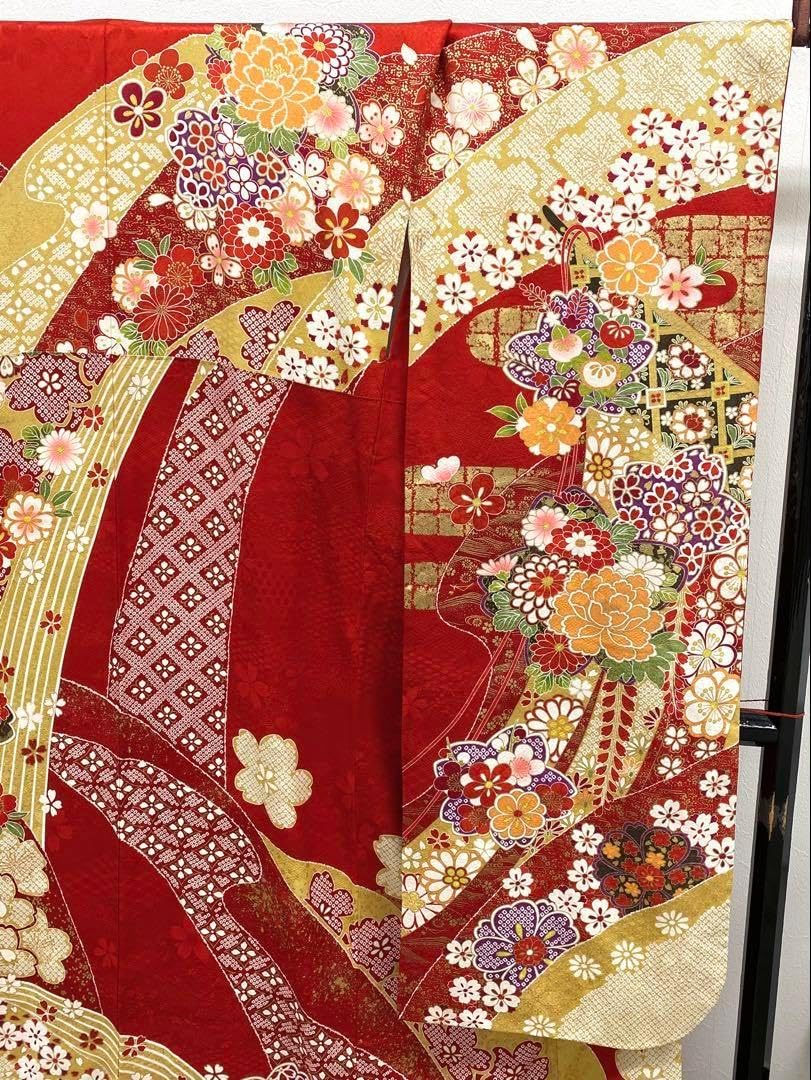 振袖 豪華 刺繍 金彩 紋意匠 身丈167cm 撥水加工済 振袖 豪華 金彩 紋