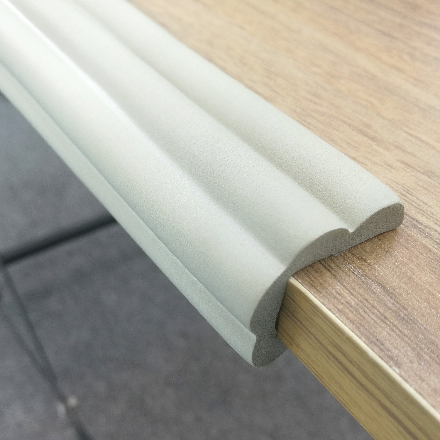 Rouleau De Mousse De Protection Anti-choc Pour Bébé - 8m X 80mm | Adhésif Fort | Tables Et Meubles