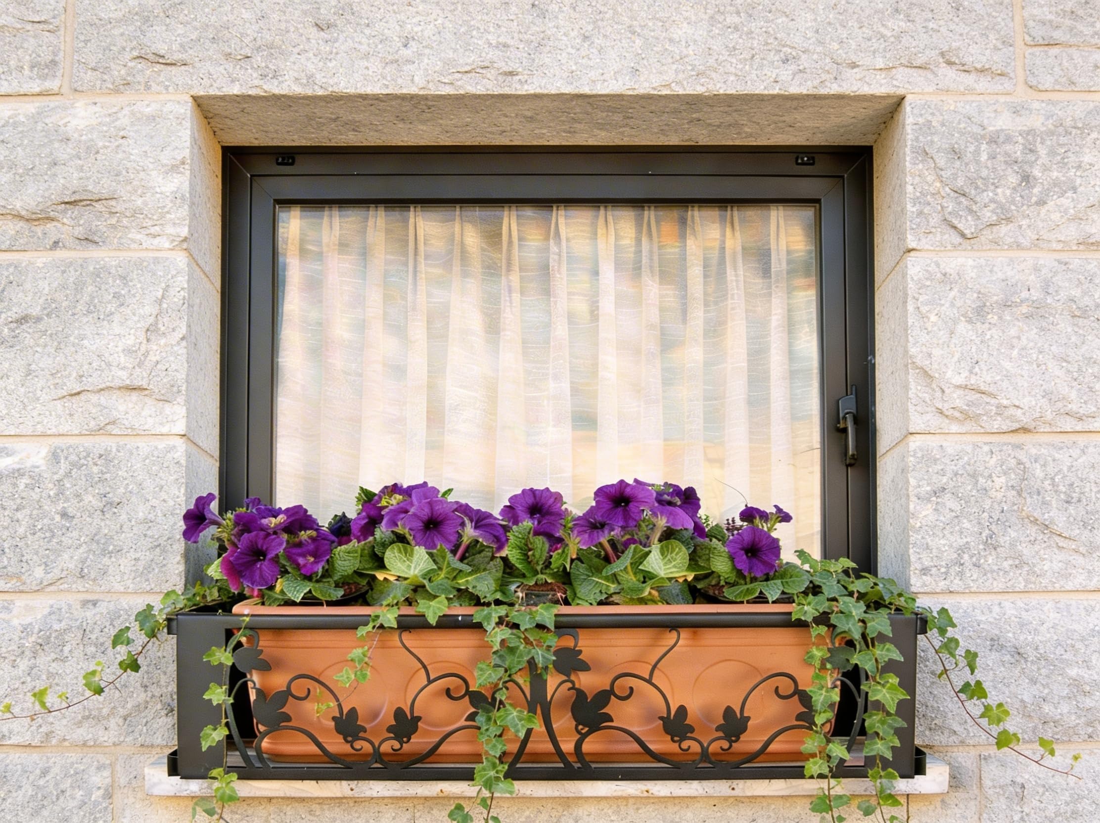 Balconcillo para Macetas, Balconcillo para Plantas, Portamacetas Ventana, Protector de macetas, Modelo Floral Extensible 60-100 cm, Negro Forja