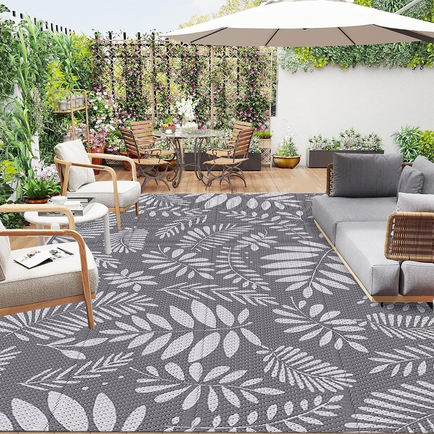 Dywanik na Patio 180x270 Duża Przenośny Plastikowy Dywanik Kempingowy z Wzorem Tropikalnych Liści Ogrodowy Dywanik Wodoodporny Dwustronna Mata na Taras,Piknik,Balkon,Basenie,Szaro-Biały
