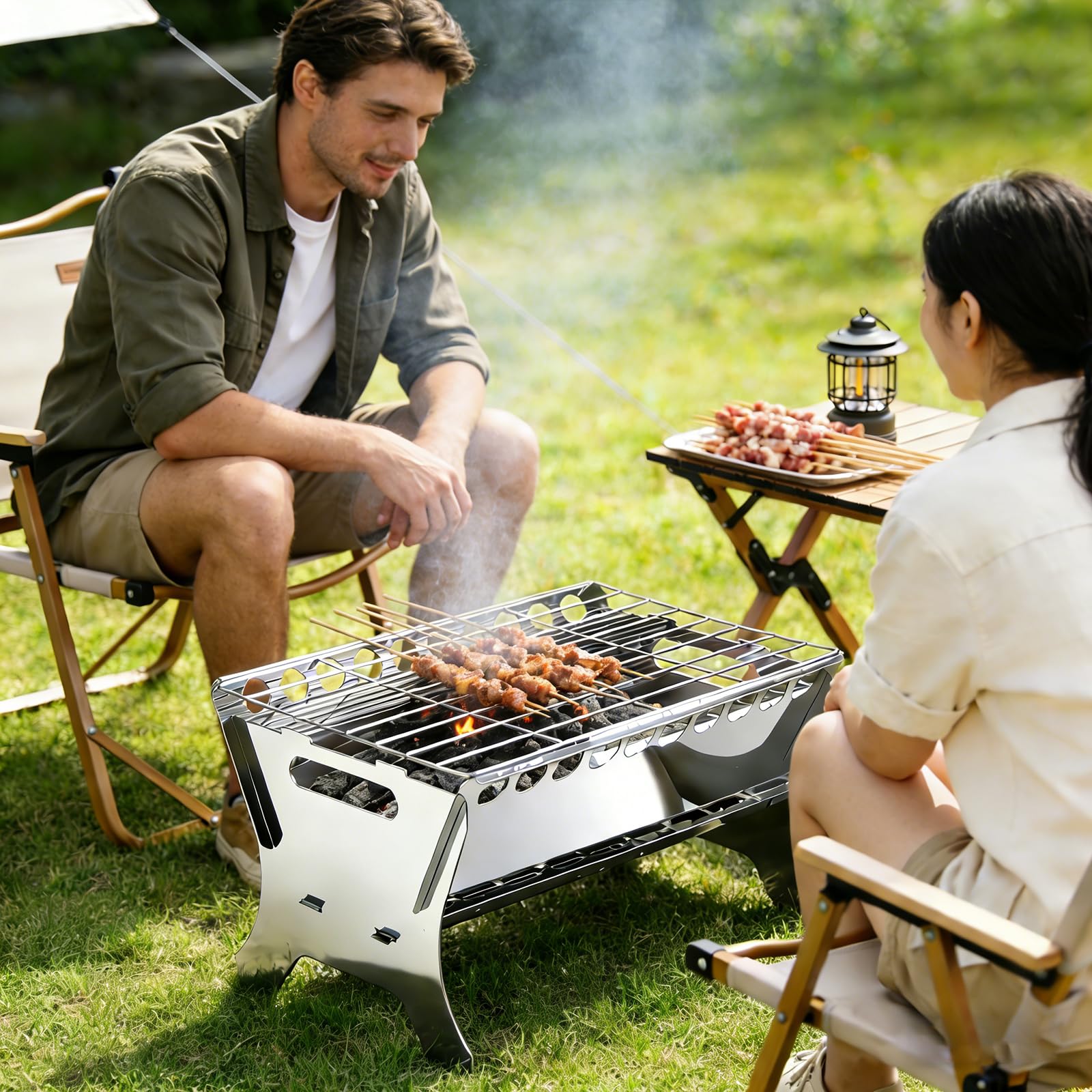Barbecue da tavolo in acciaio inox, da montare, portatile per campeggio, giardino e picnic, con griglia e vassoio per cenere, facile da montare e robusto