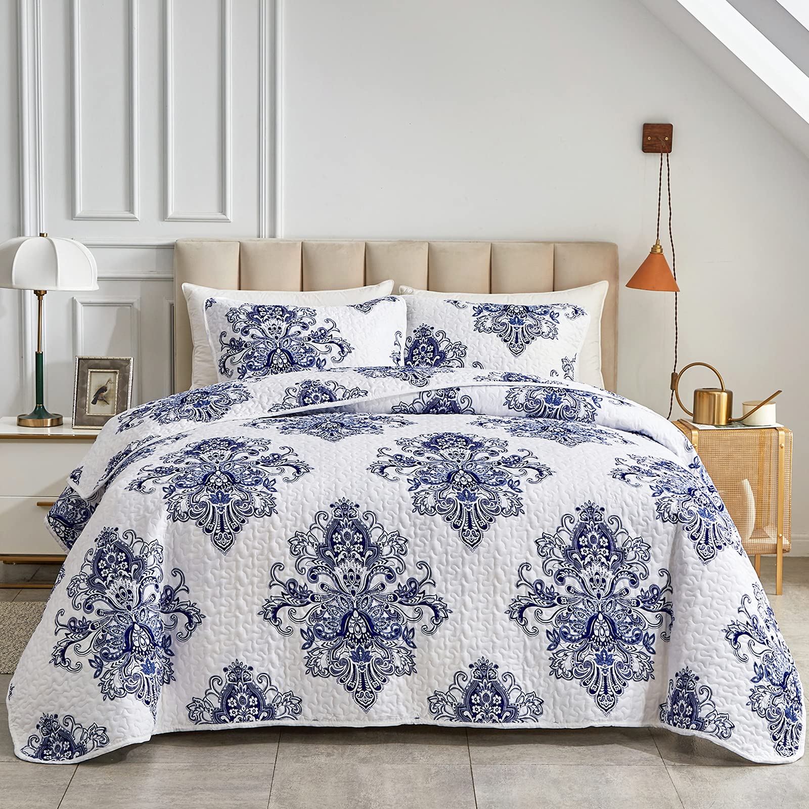 FlySheep 3-Piece Geometric Full Queen Quilt Set, Blue Medallion on White Printed Lightweight Summer Bedspread/Coverlet, Brushed Microfiber for All Season - 92" x 90"