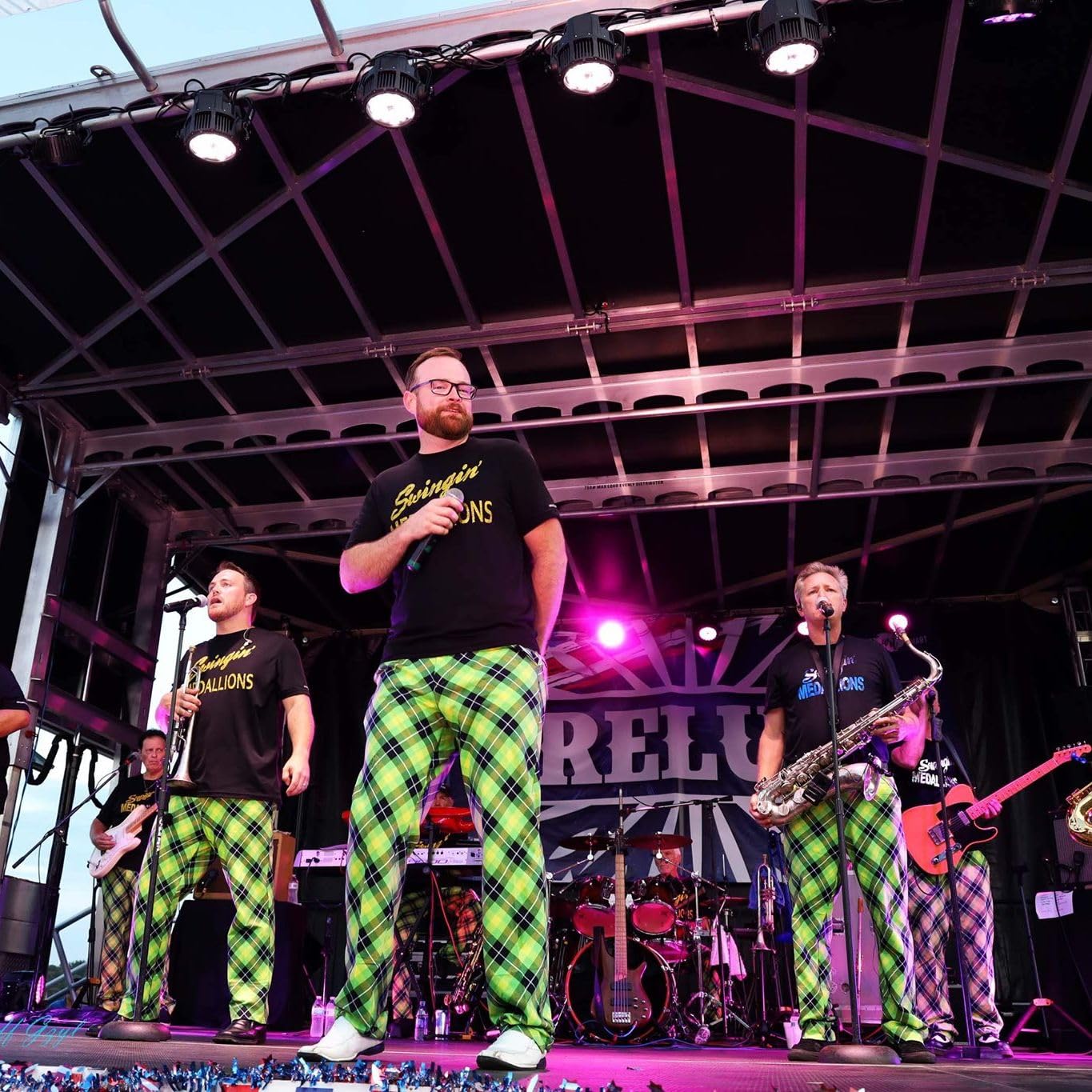 The Swingin' Medallions