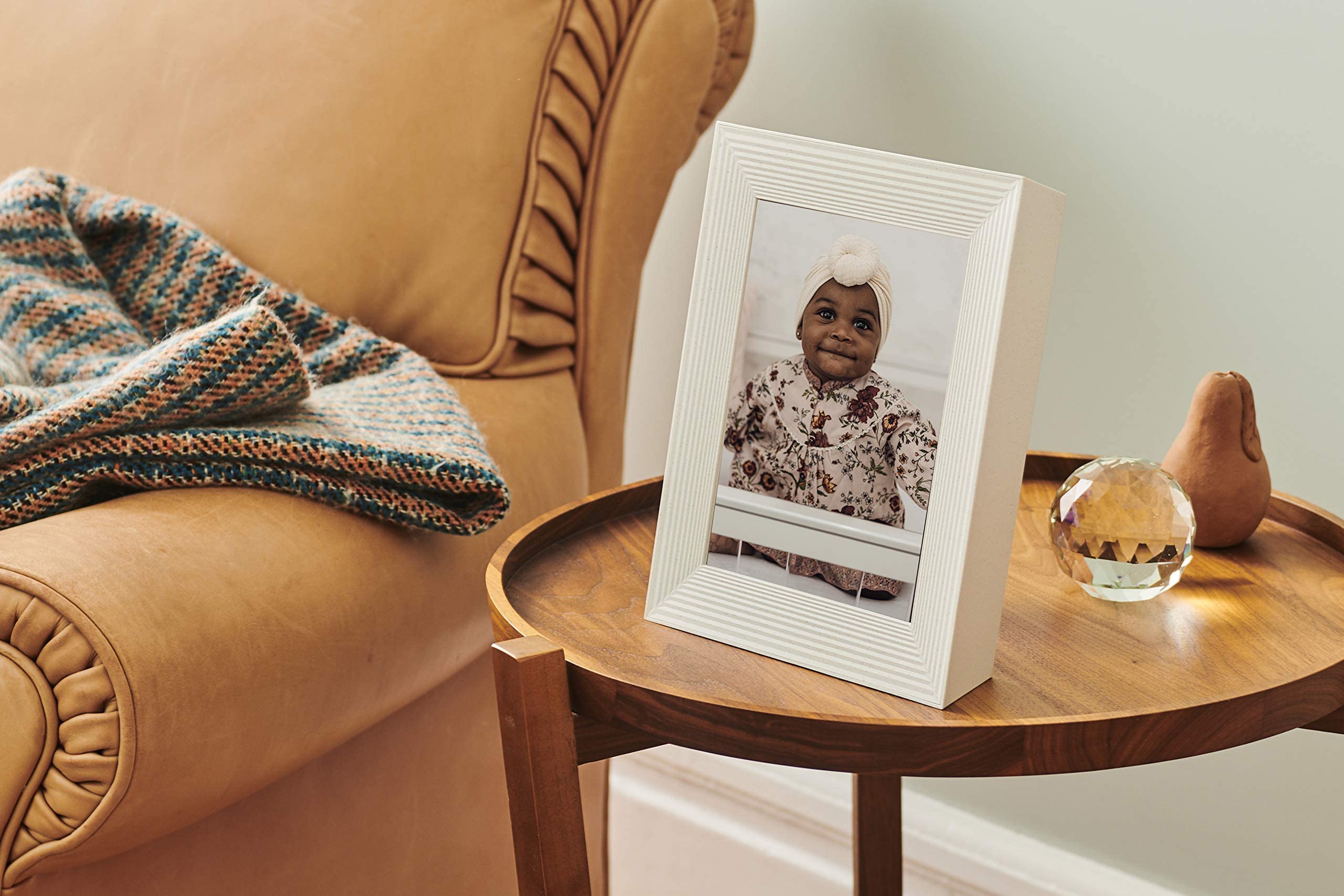 Amazon | Aura Mason スマートデジタル写真フレーム 9インチ 無制限