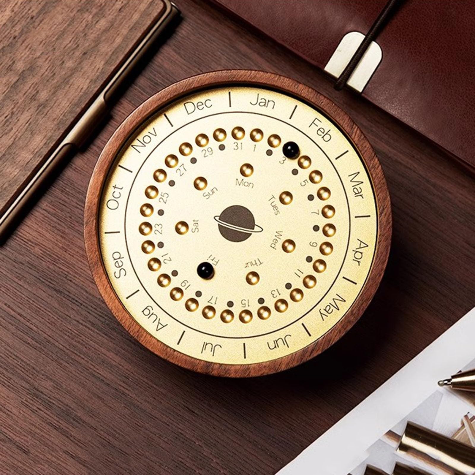 MARJIN Calendario perpetuo Calendario perpetuo della meridiana in Legno Decorazione Personalizzata del Calendario dell'ufficio Forte Calendario perpetuo Magnetico(Gold,9 * 4.5 * 3cm)