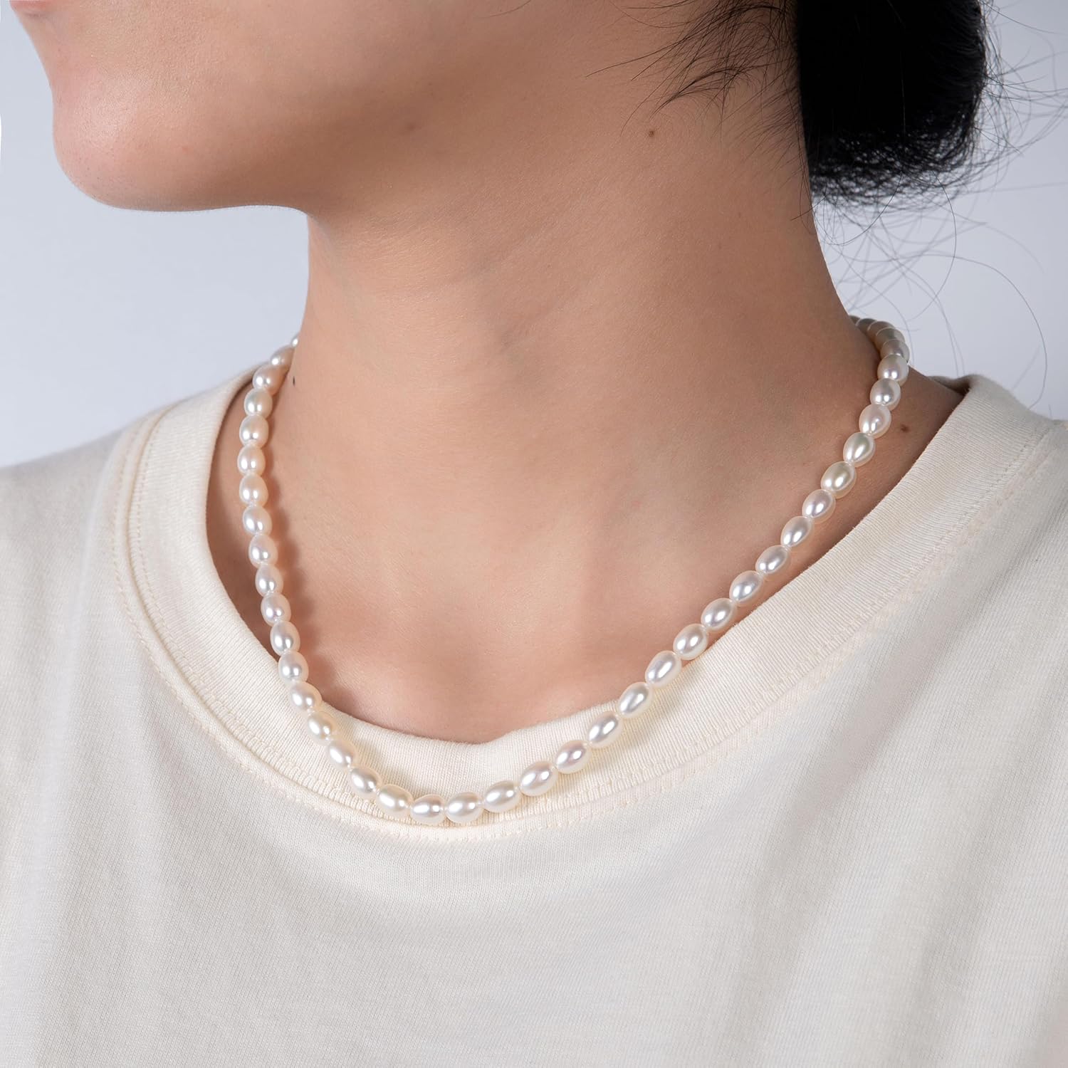 Freshwater Cultured Pearl Necklace, Handpicked AAA+ Exquisite Round Pearl Necklace for Women,6mm, 17 Inch