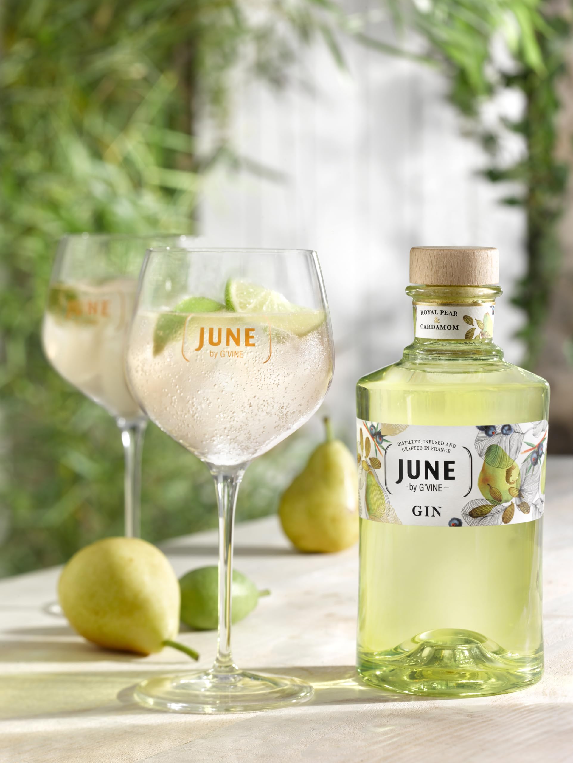 JUNE by G'Vine Gin Royal Pear & Cardamom 37,5% Vol. 0,7l