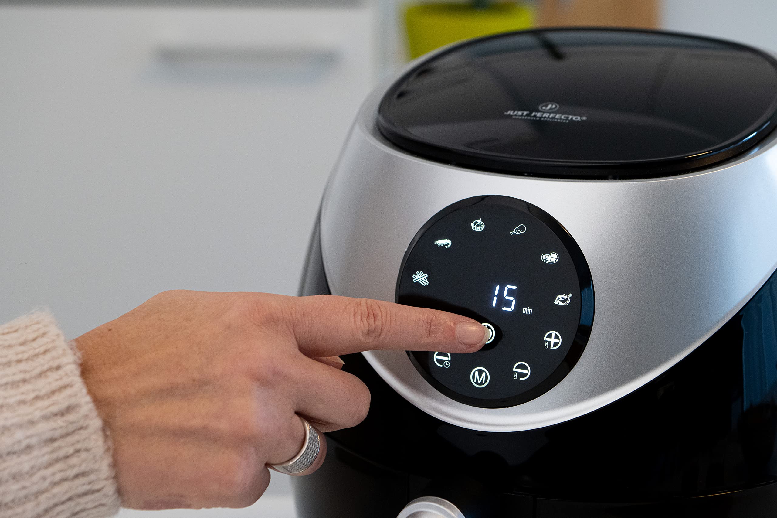 Friteuse À Air Chaud Avec Écran Tactile 1400w 3,2l Noir Just Perfecto Jl-20 à Prix Friteuse À Air Chaud Avec Écran Tactile 1400w 3,2l Noir Just Perfecto Jl-20 à Prix