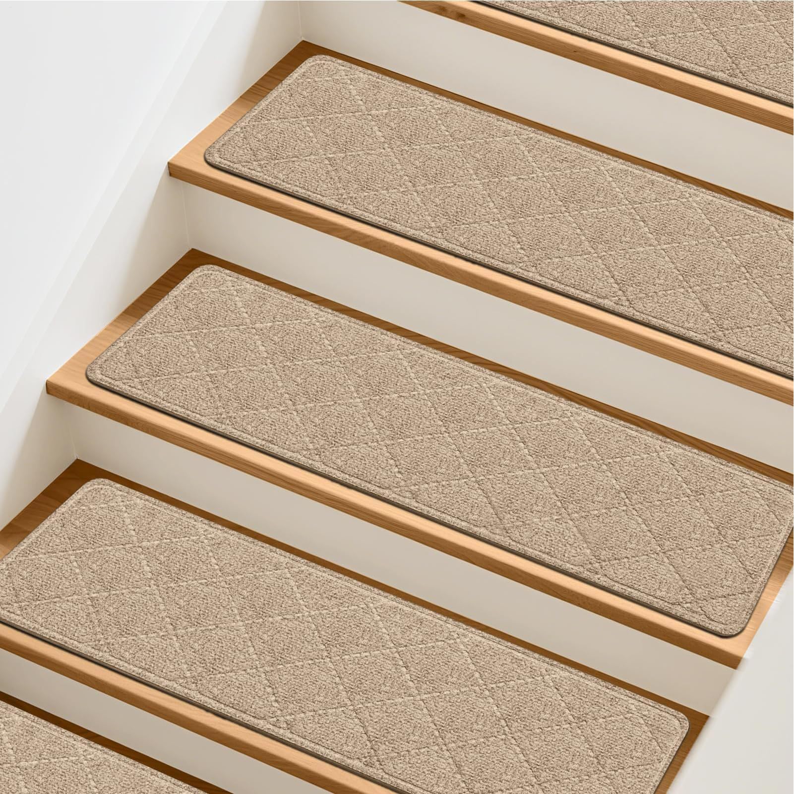 Lot de 7 bandes adhésives antidérapantes pour tapis d'escalier intérieur et extérieur, idéal pour cave, cuisine, salle de bain, jardin et aires de jeux