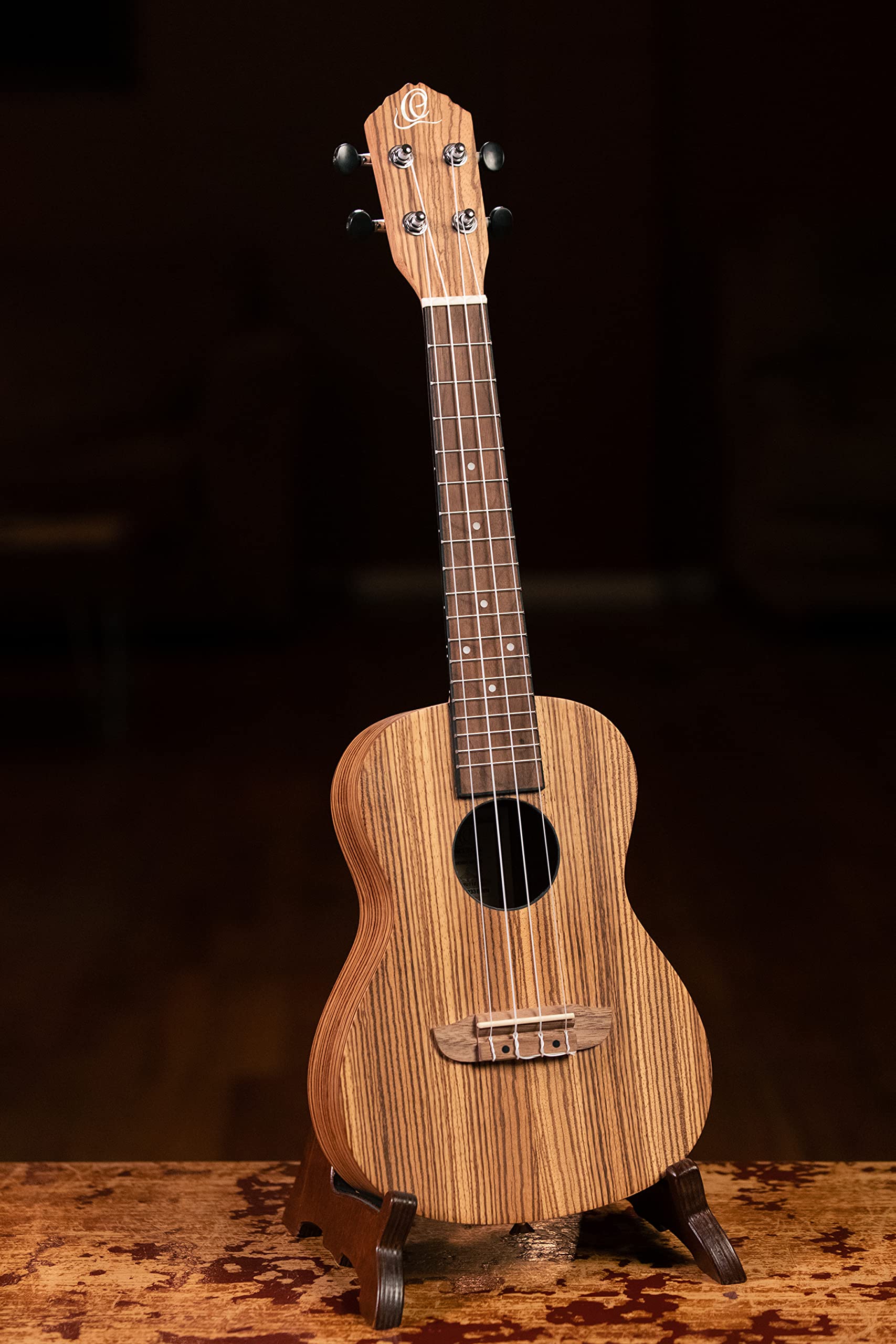 Ortega Guitars Ukulélé Concert Acoustique – Série Timber – Housse Incluse – Zebrawood, Naturel (RFU11Z)