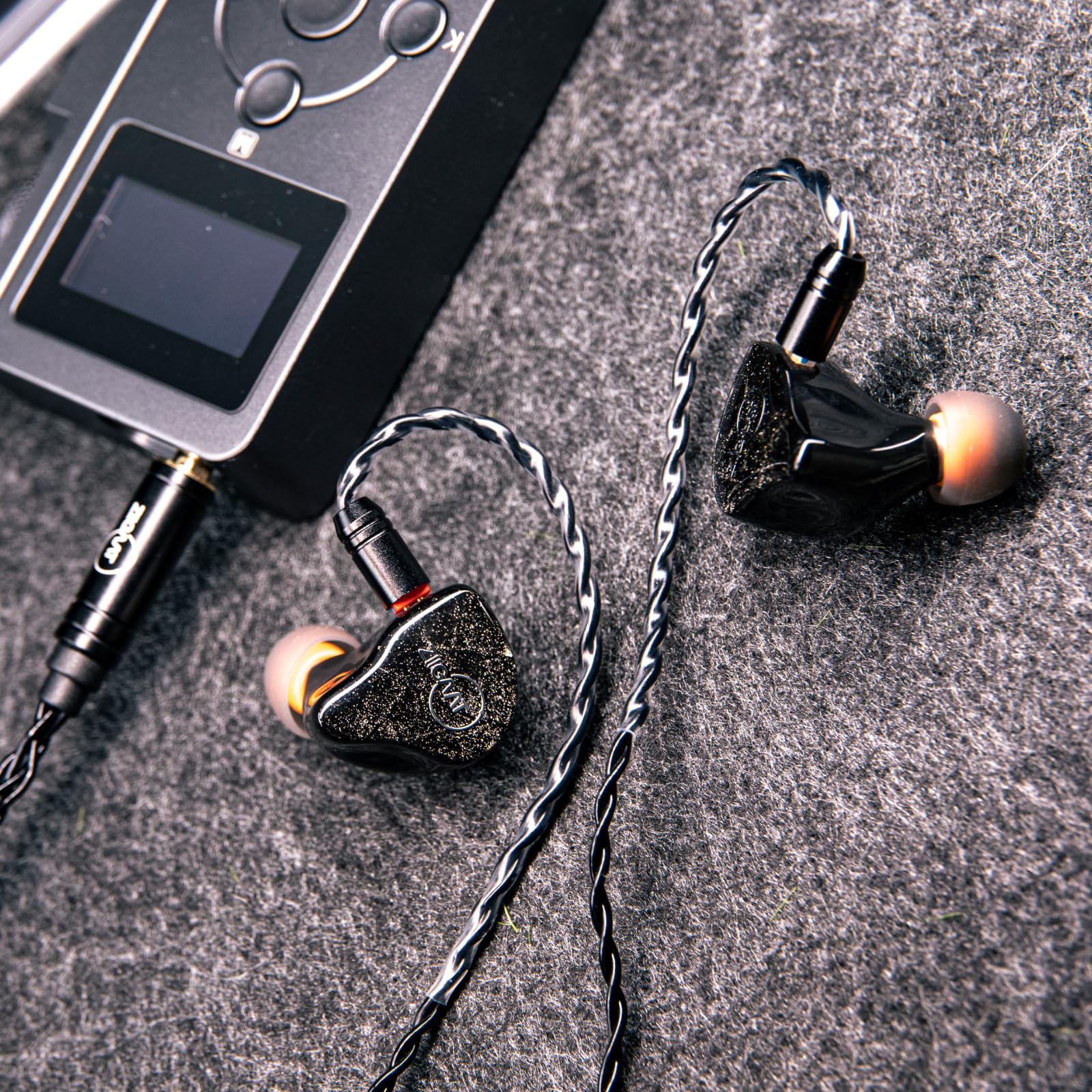 Linsoul ZiiGaat Lush in Ear Monitor, Cuffie IEM Ibride 1DDD+4BA, Cuffie da Studio con Cavo Staccabile per Professionisti della Musica Audiofili (Nero)