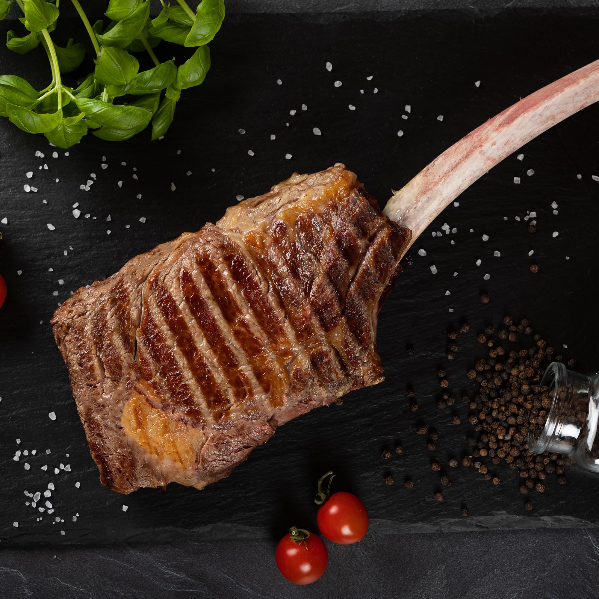 WURSTBARON® Premium Tomahawk Steak, frisches Rib-Eye vom Jungbullen, aromatisches und saftiges Grillfleisch, Premium-Qualität aus Bayern, ca. 800 g