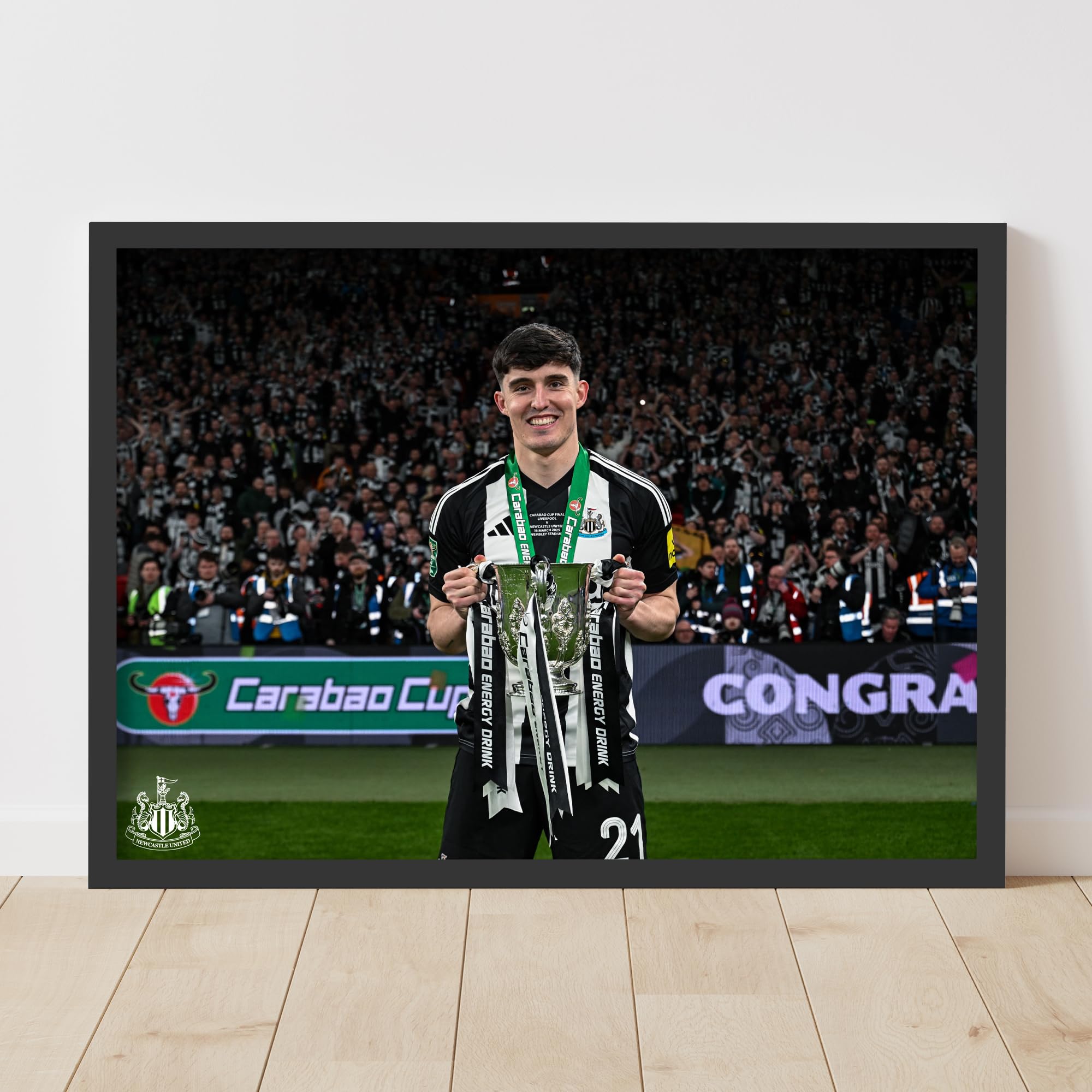 Themed Black Newcastle United Cup Winners Print - Livramento With Trophy Poster (21Cm X 29.7Cm - A4)