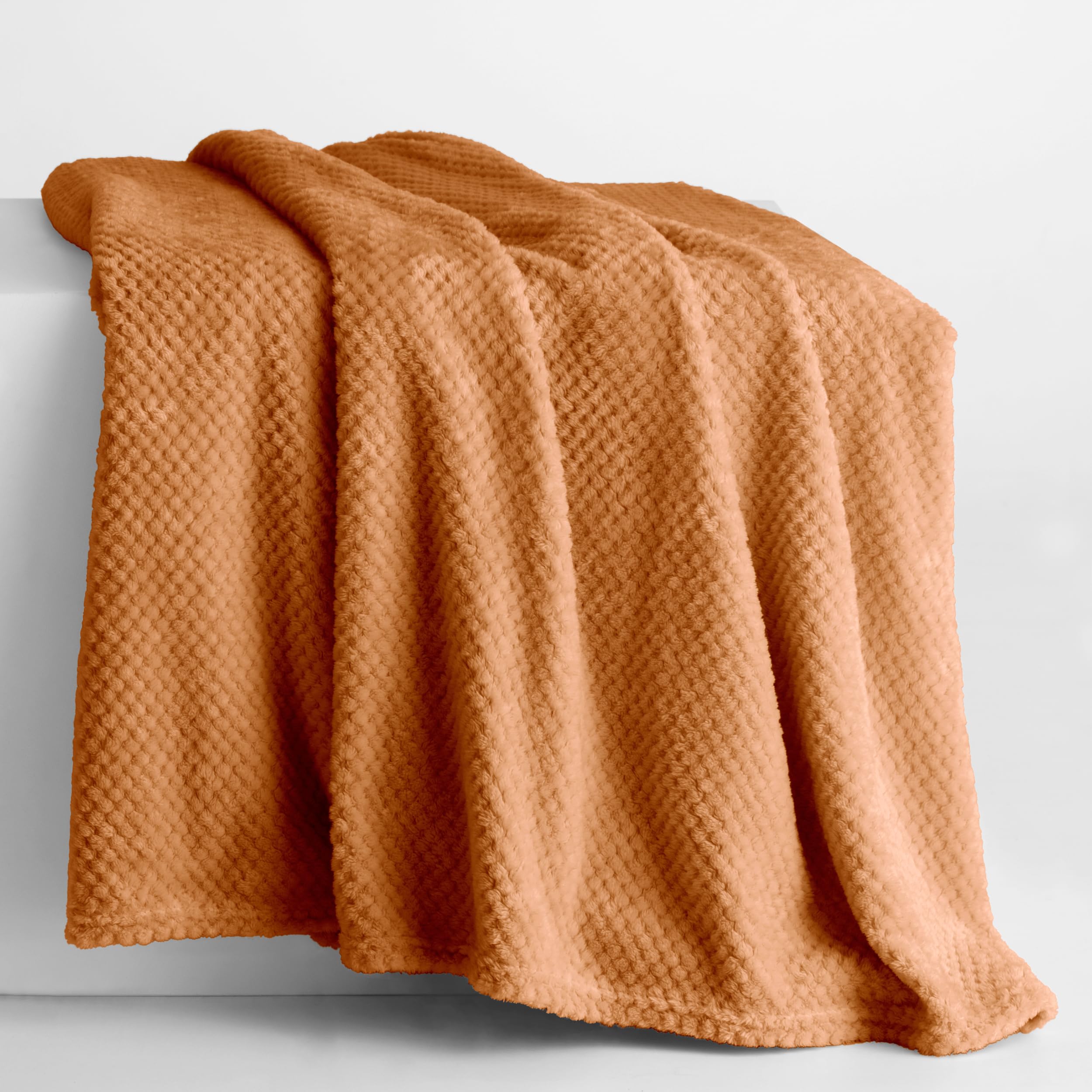 RESTILO Kuscheldecke 220x240 cm Decke Microfaser Wohndecke Tagesdecke Henry