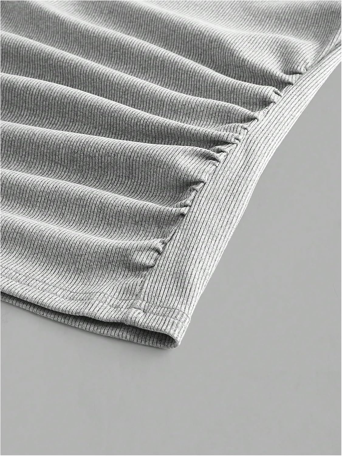 SOLY HUX Women's Basic Tank Tops 2 Packs Scoop Neck Sleeveless Ribbed Fitted Layer Shirts - Image 5