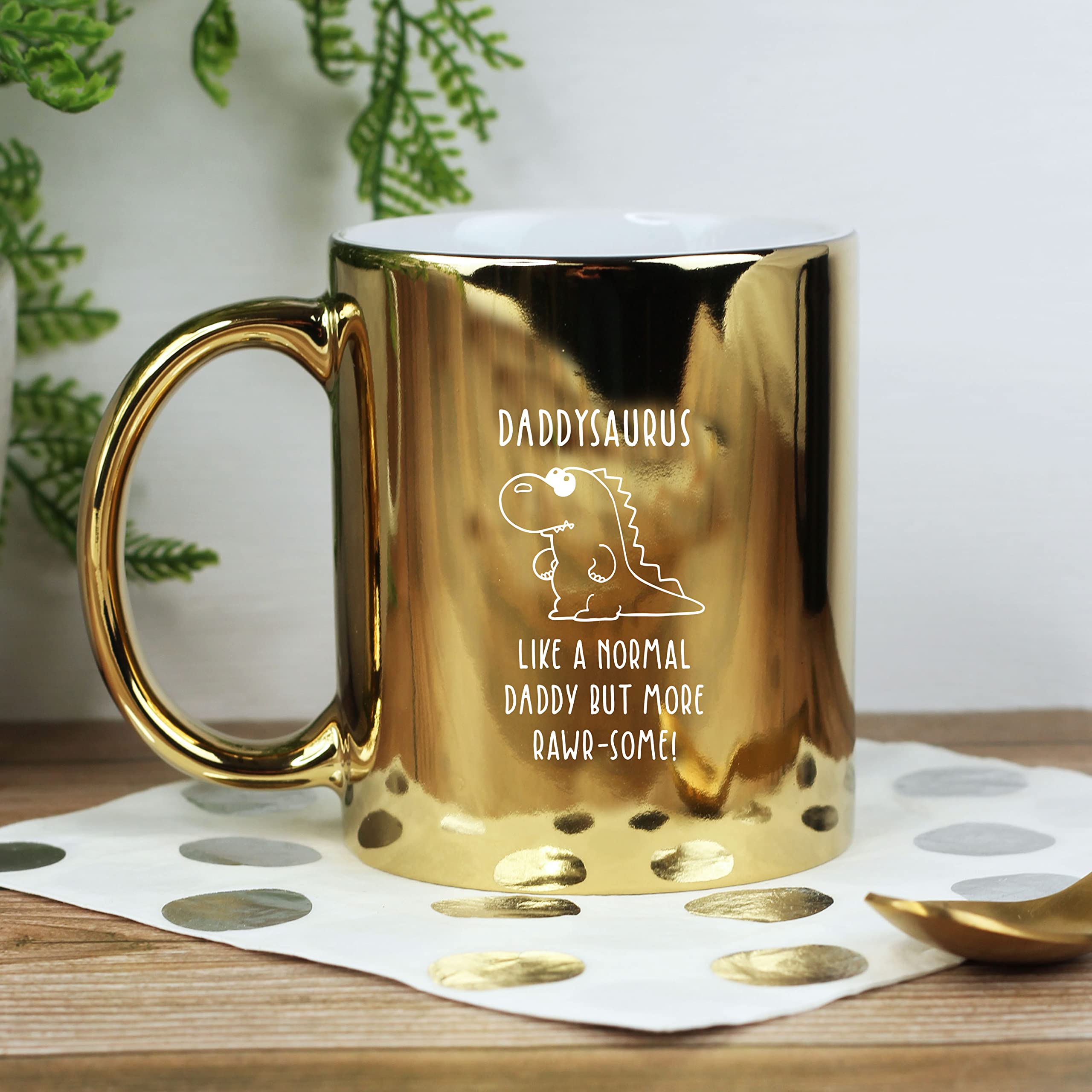 eBuyGB Daddysaurus Mug, Daddy Mug, Dinosaur Mug, Engraved Shiny Gold Metallic Coffee Mug, Father's Day Gift, Dad Birthday Gift, Funny Mug Present