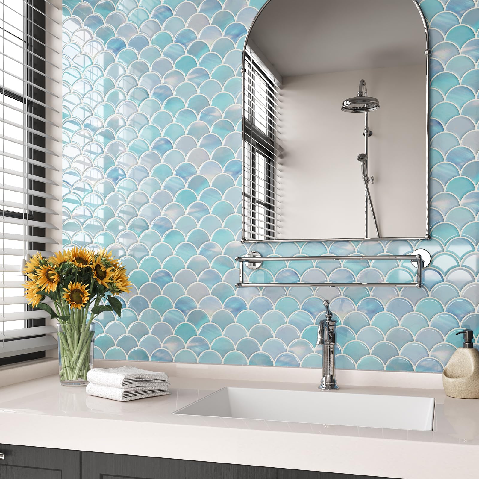 VEELIKE Piastrelle in ceramica iridescenti, con squame di pesce blu iridescente, per piastrelle da parete della cucina, stacca e attacca, impermeabili, 12 fogli autoadesivi in ceramica per bagno, 30,5