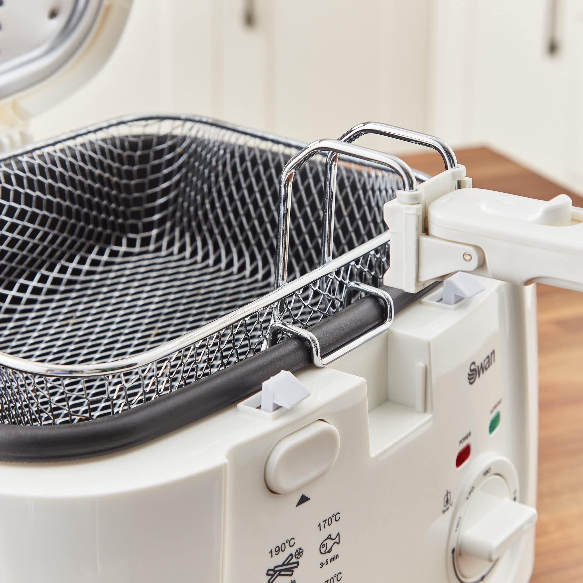 Swan SD6080N 2.5 Litre Deep Fat Fryer with Viewing Window, Easy Clean