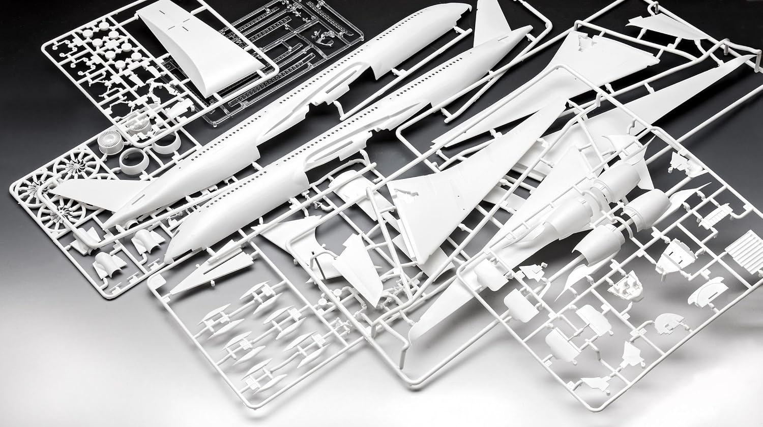 Revell 03773 Airbus A350-900 Turkish Airlines 1:144 Scale Unbuilt/Unpainted Plastic Model Kit