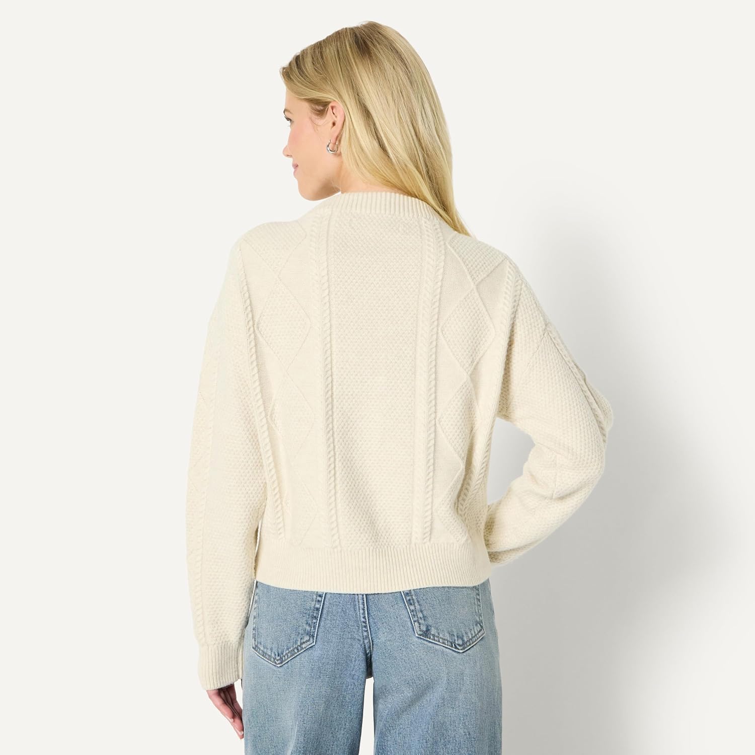 Amazon Essentials (Demi's Pick) Women's Relaxed-Fit Cable Crewneck Sweater - Image 2