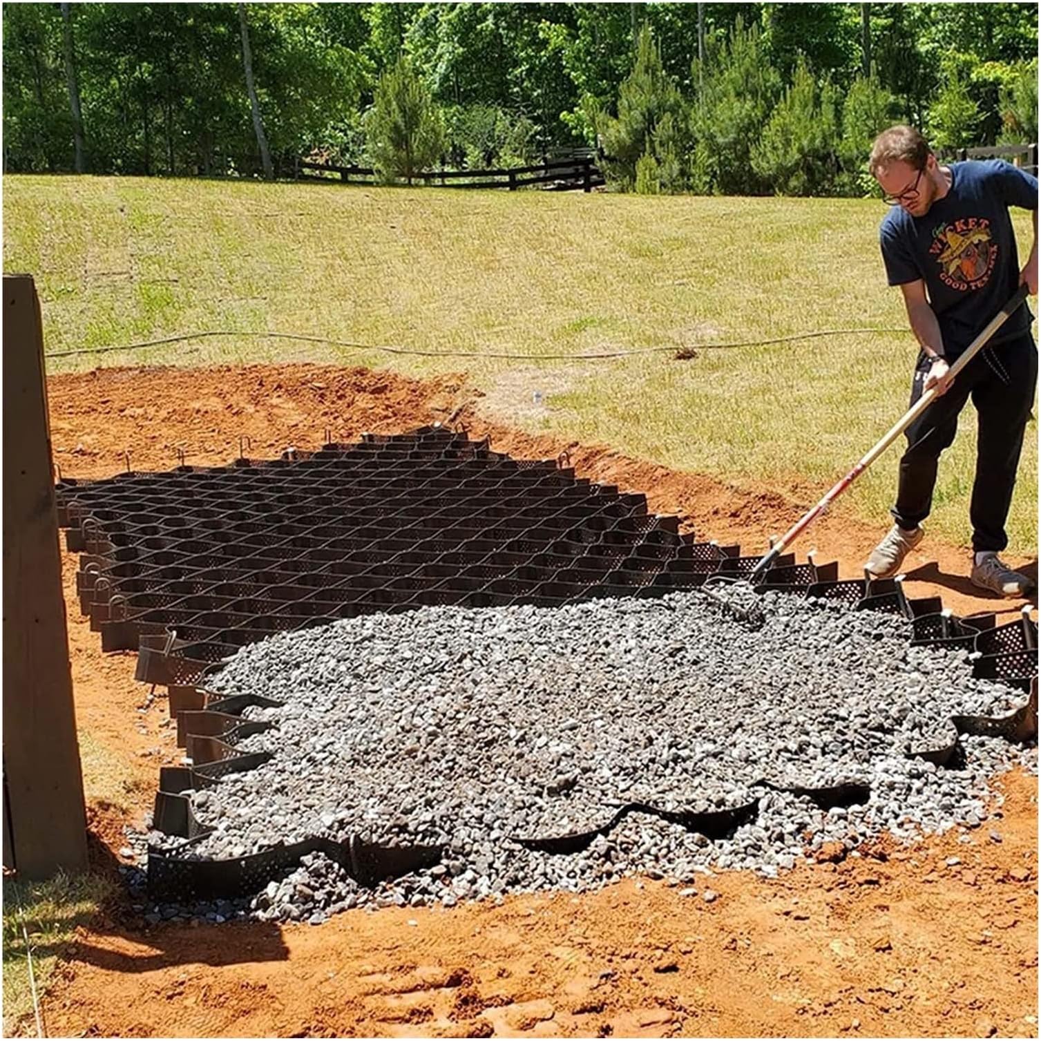 Garden/Barn Base Gravel Grid Paving Ground Work Ground Stabilization Grid with Strong Bearing Capacity for Parking Lots Slope Driveways 2 Inch Tall Size 1x4m/3.3x13.1ft