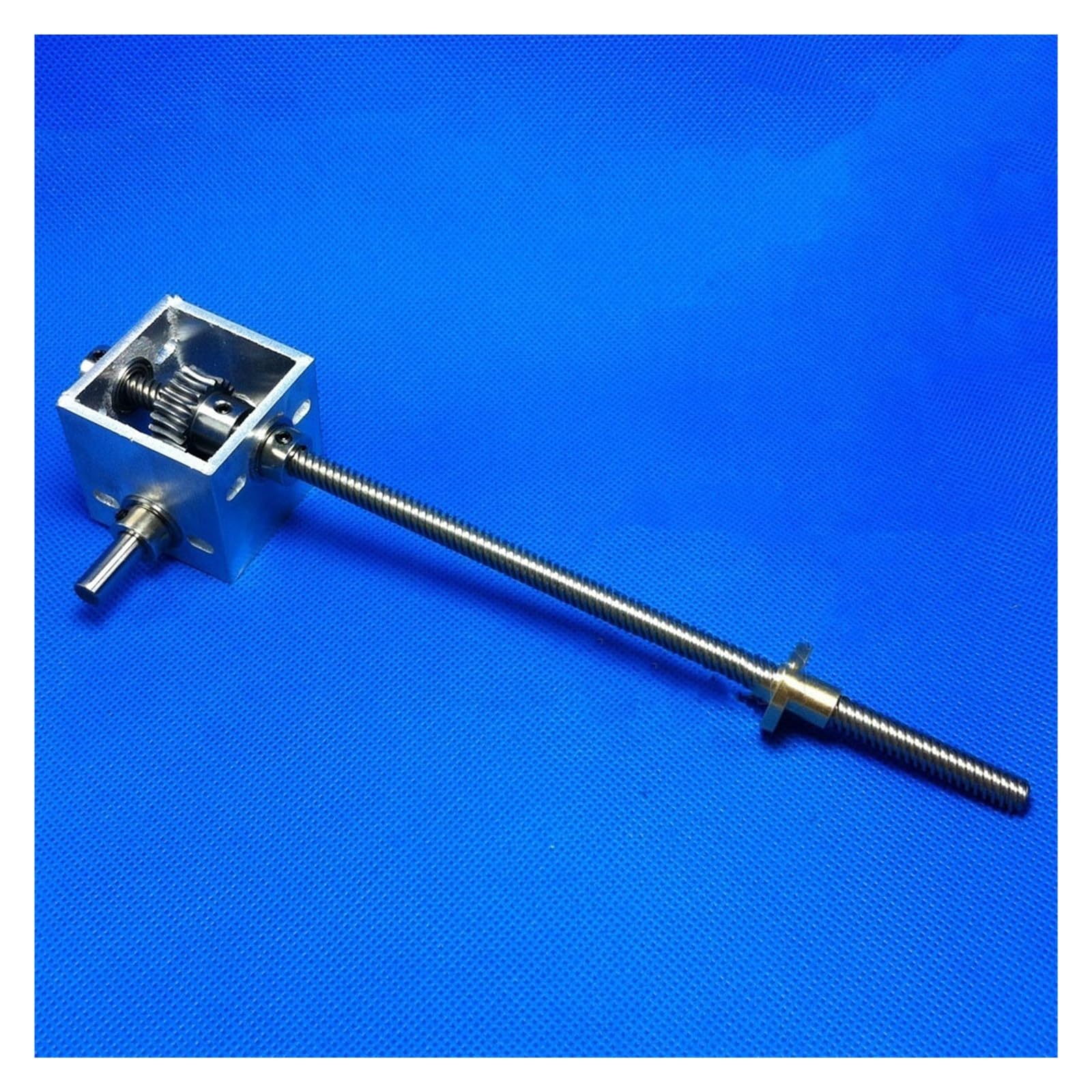 Angle Steering 1 to 20 Worm Gear Reversing Reducer Commutator T8 Screw Rod 8mm Shaft Right Angle Transmission Device Gearbox Driving Change(300mm Long)