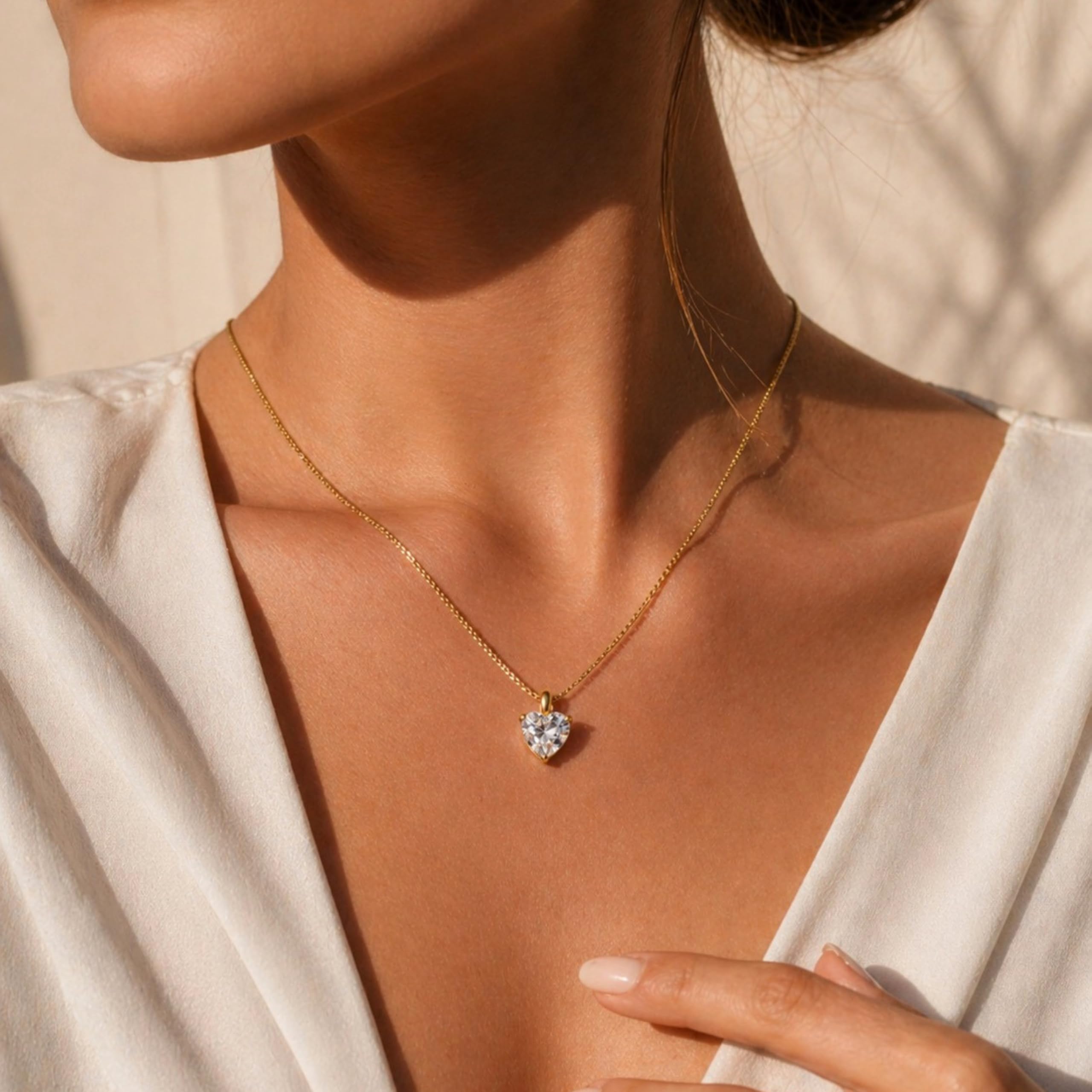 Halskette Damen, Herzkette mit Zirkonia, Gold- oder Silberkette