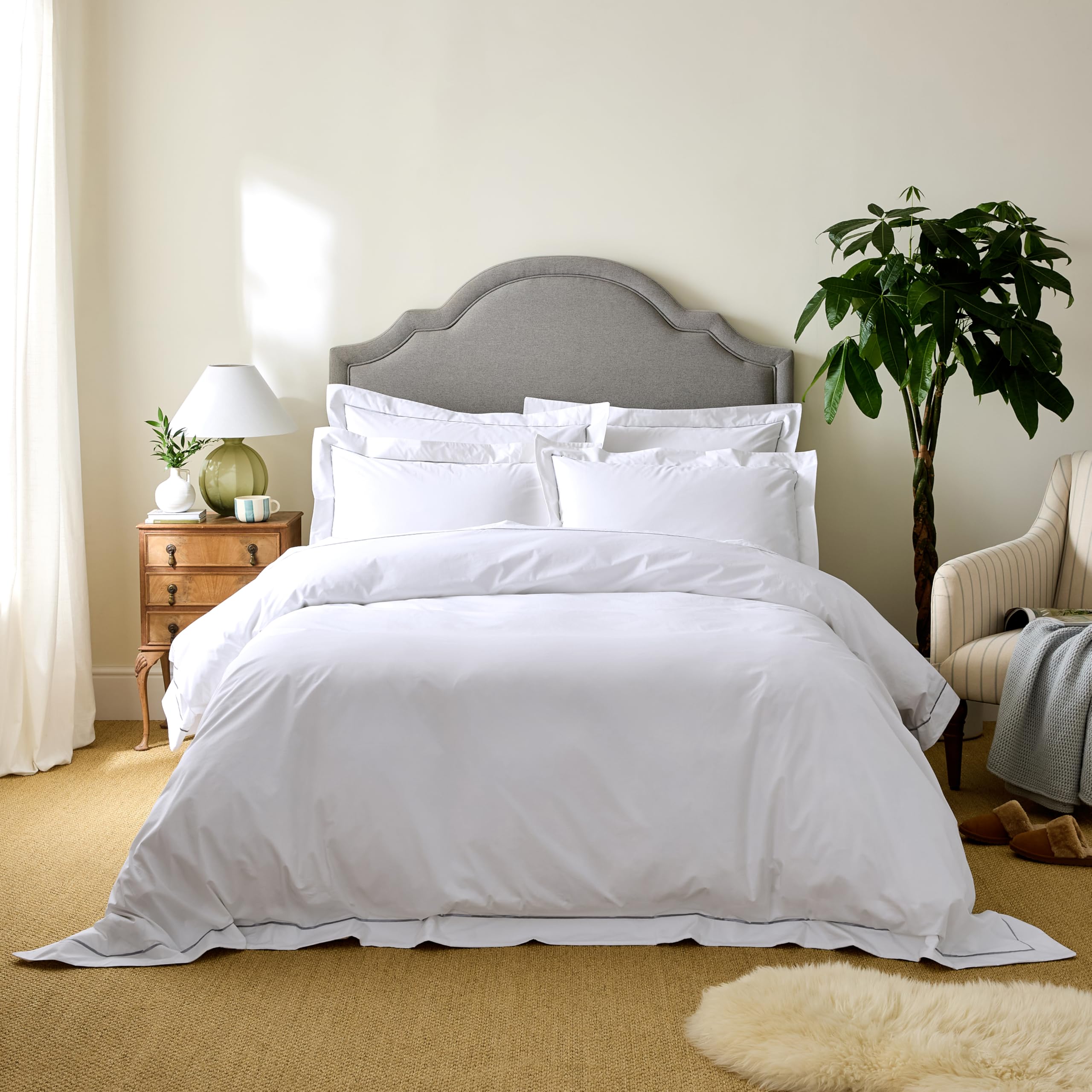 DIP & DOZE Organic Cotton Embroidered Duvet Cover White/Grey - Superking