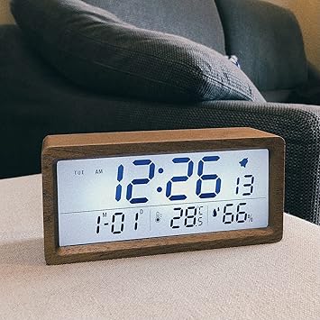 Amazon Co Jp デジタル 目覚まし時計 おしゃれ アラーム時計 温度湿度表示 天然木製 デジタル カレンダー スタイリッシュ インテリア 置き時計 リビング 寝室 ベッドサイド 叩くだけでアラームが止まる 電池式 持ち運べる クリスマスプレゼント スタイリッシュブラウン