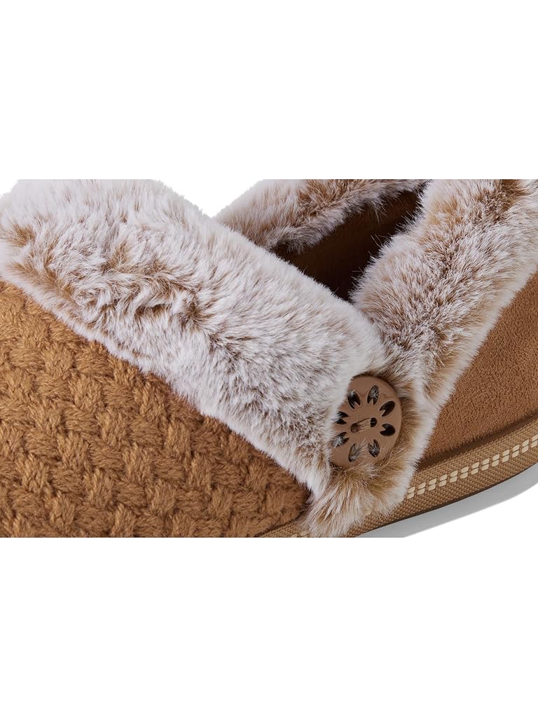 Tan SKECHERS Cozy Campfire - Frosty Promise