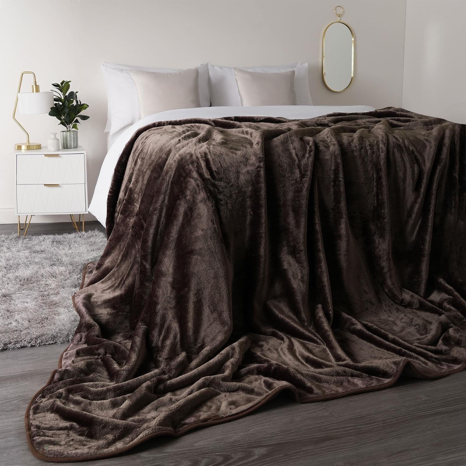 Luxury Faux Fur Throw Over Sofa Bed Mink Soft Warm Fleece Blanket (Brown, King 200cm x 240cm)