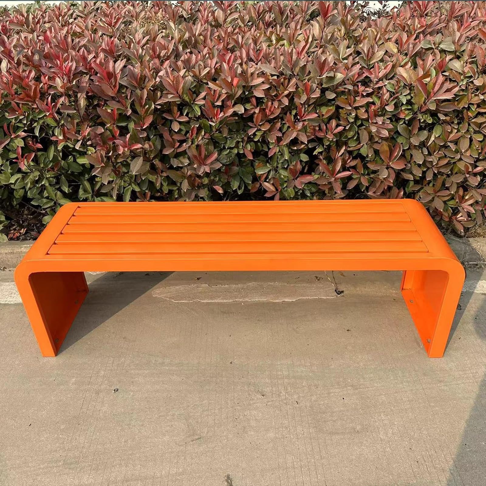 Petit banc d'extérieur en métal noir résistant à la rouille
