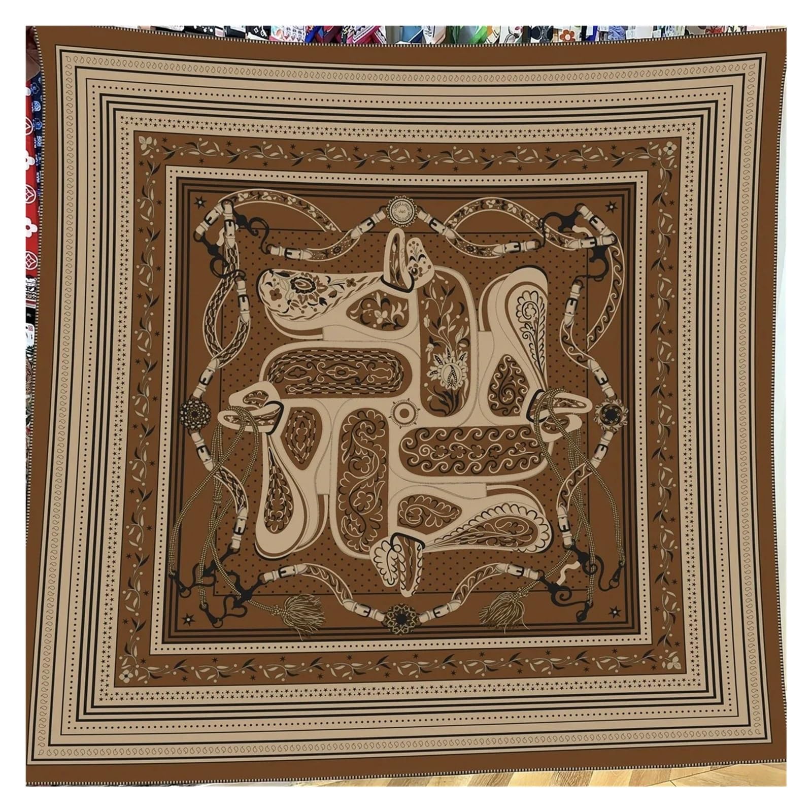 Pañuelo de seda pequeño 1PC Scarf Women Hand Rolled Saddle Belt Chain Print Square Scarves Wraps Bandana Big Hijabs Female 130CM
