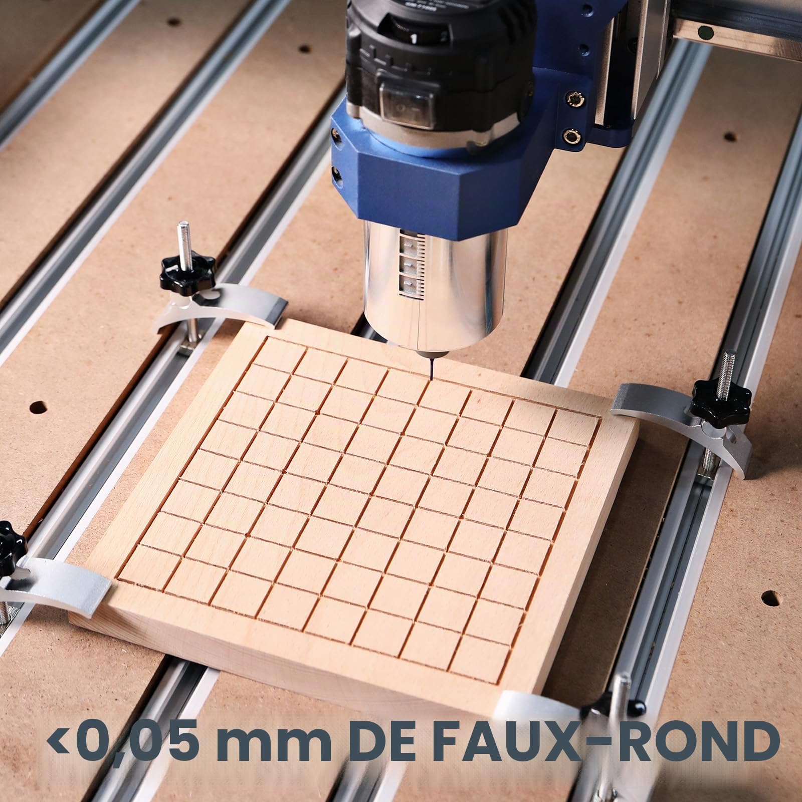 Genmitsu Routeur compact CNC 710 W de 65 mm de diamètre, moteur de broche avec écran numérique LCD, 6 vitesses réglables, pince ER11 de 0,3 cm, 4 balais de carbone, pour fraiseuse CNC