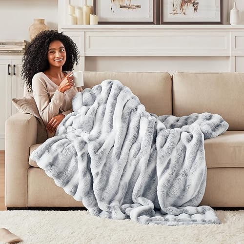 Miniatura 8 de Hyde Lane Manta de lujo de piel sintética de conejo  Manta ultra suave y acogedora para sofá, dormitorio, manta cálida y gruesa como regalo, lince