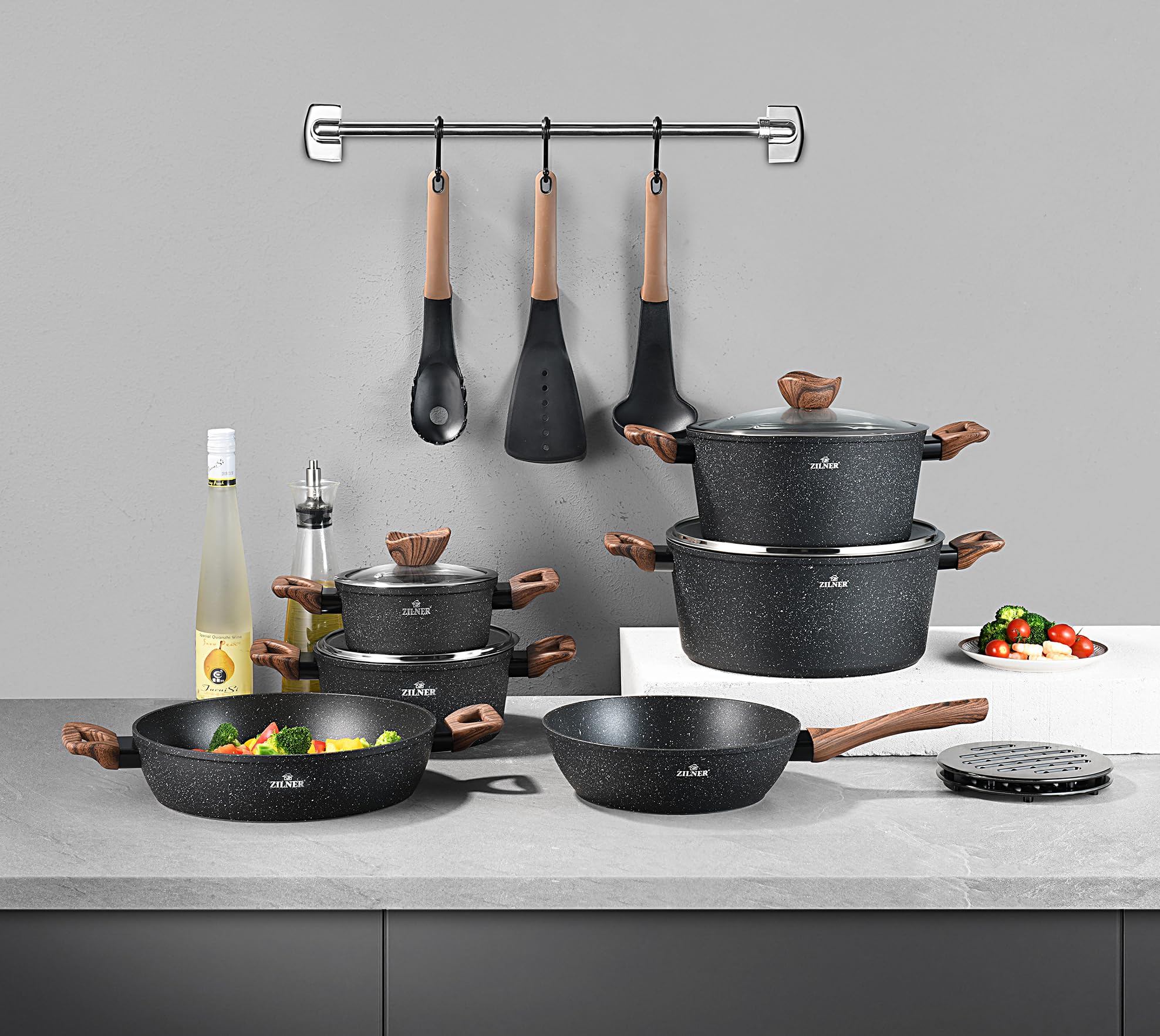 Töpfe & Pfannen Set 15-teilig, Marmor- & Keramikbeschichtung Schwarz | Topfset mit Glasdeckeln für alle Herdarten inkl. Induktion, antihaftbeschichtet, Silikonuntersetzer, Nylon-Küchenutensilien