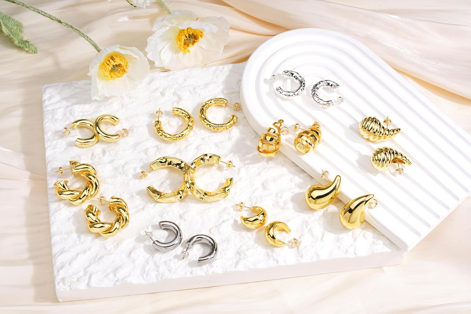 Lauren-Spencer Chunky Gold Hoop Earrings for Women 18K Real Gold Plated Open Hoops Teardrop Earrings Lightweight Hypoallergenic Trendy Thick Gold Hoop Earrings for Women Jewelry - Image 7