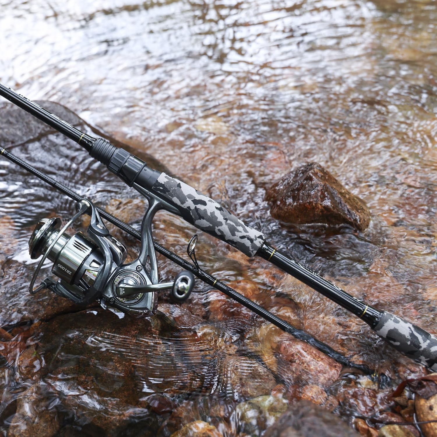 Sougayilang MX-1 Spinnrute und Rollen-Kombination, 2-Sektionen Spinnrute mit 11+1BB Spinnrolle Angelset, für Seebarsch, Barsch, Seelachs, Lippfisch Angelgerät